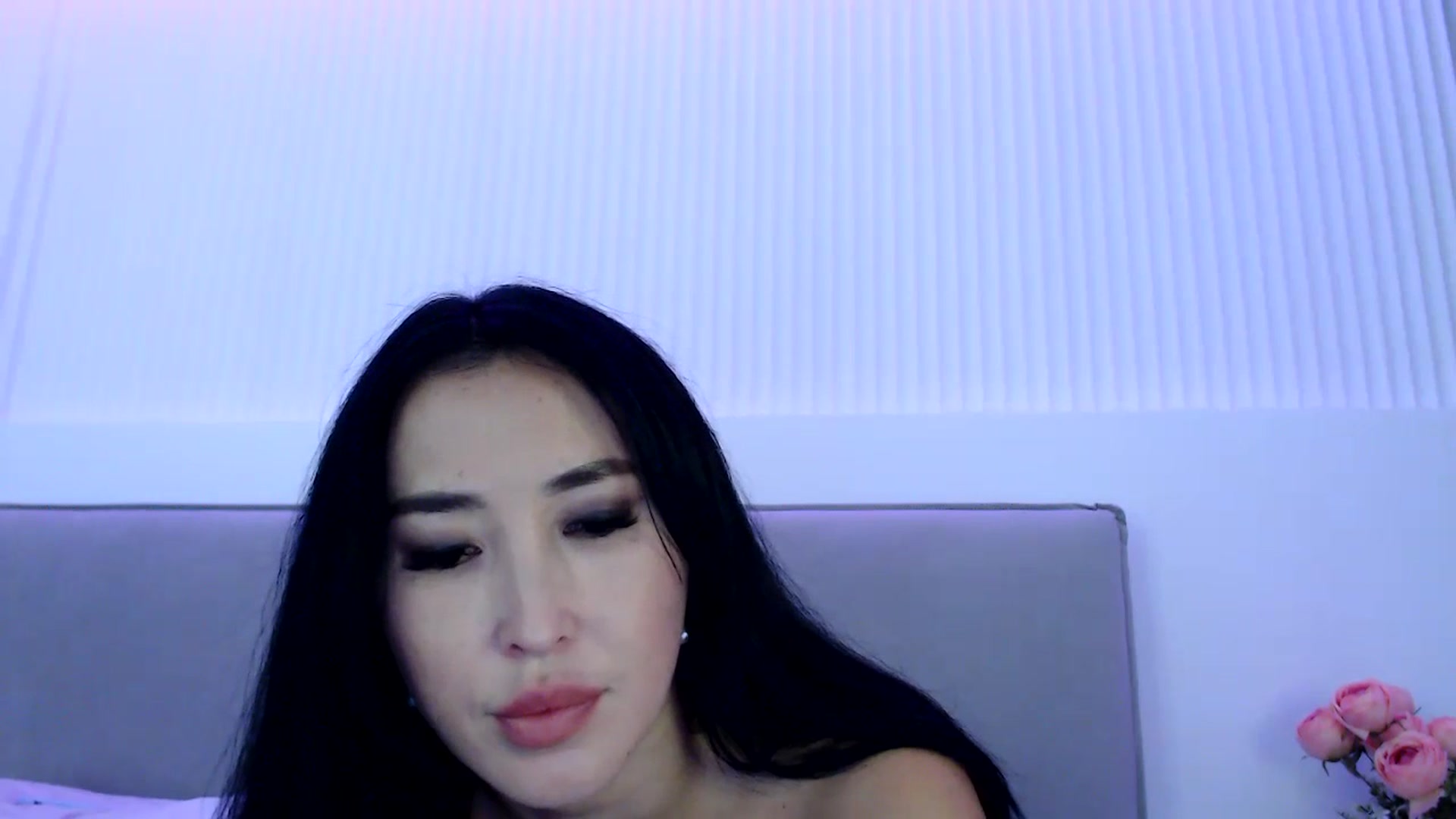 Gallery image thumbnail from Summerrlove's myfreecams stream on, 07/09/2023, 24:09 image 17 of 20