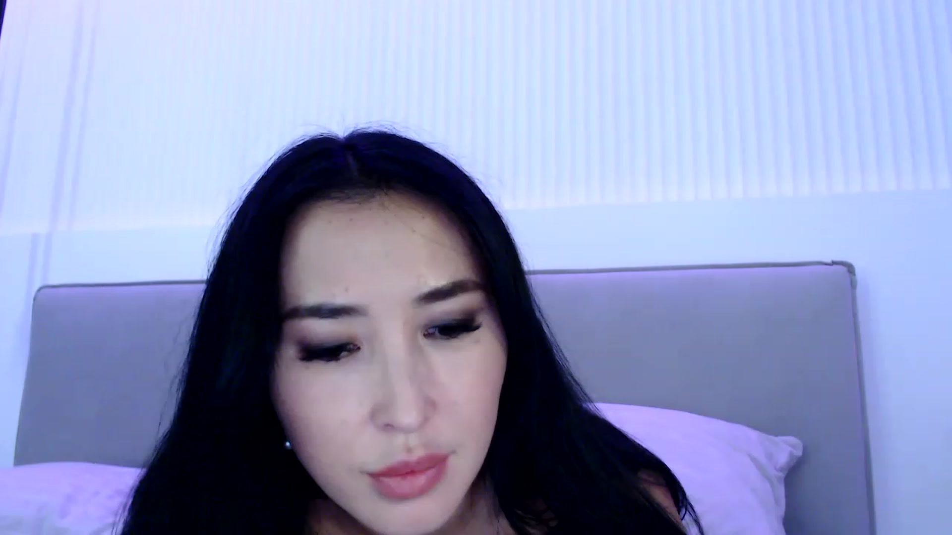 Gallery image thumbnail from Summerrlove's myfreecams stream on, 07/09/2023, 24:18 image 17 of 20