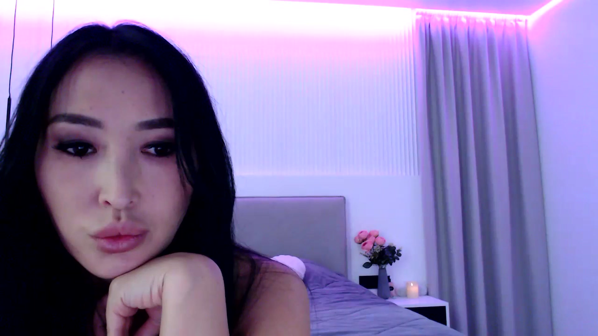 Gallery image thumbnail from Summerrlove's myfreecams stream on, 07/15/2023, 19:36 image 12 of 20