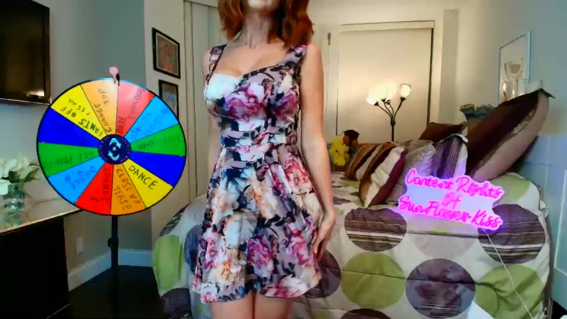 Gallery image thumbnail from SunFlowerKiss's myfreecams stream on, 11/27/2025, 03:35 image 14 of 20