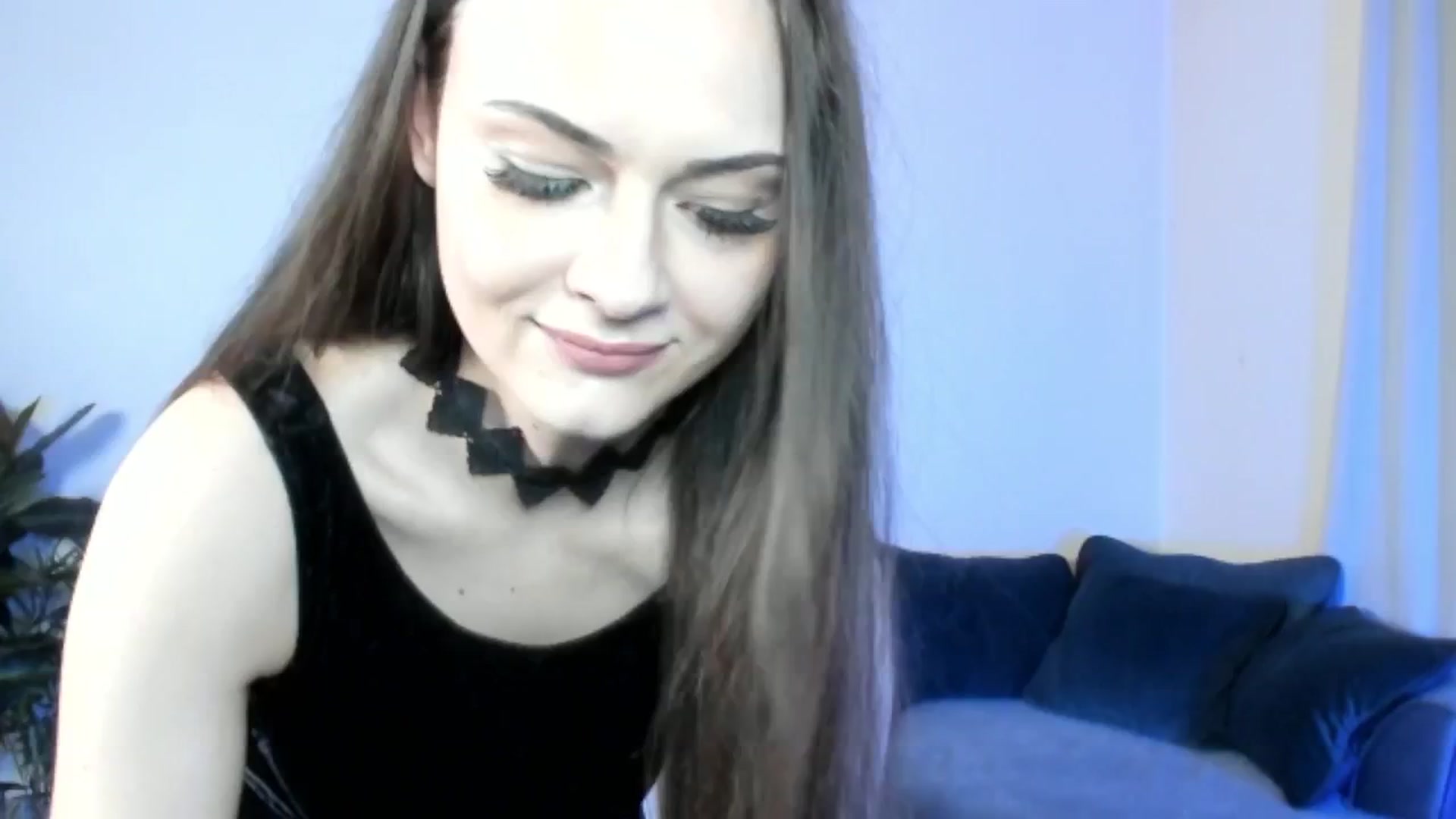 Gallery image thumbnail from SunFlyre's myfreecams stream on, 04/24/2025, 02:32 image 11 of 20