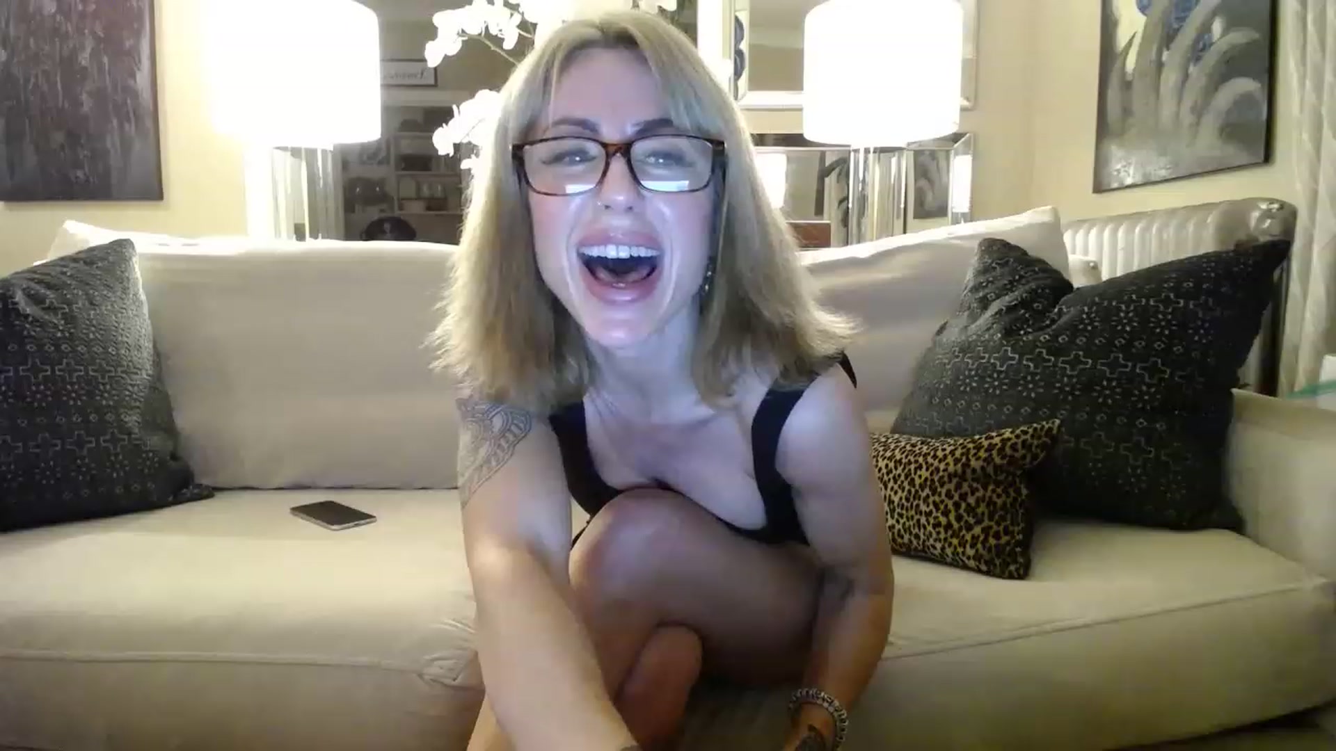 Gallery image thumbnail from SunFunBunny's myfreecams stream on, 02/20/2023, 09:14 image 14 of 20