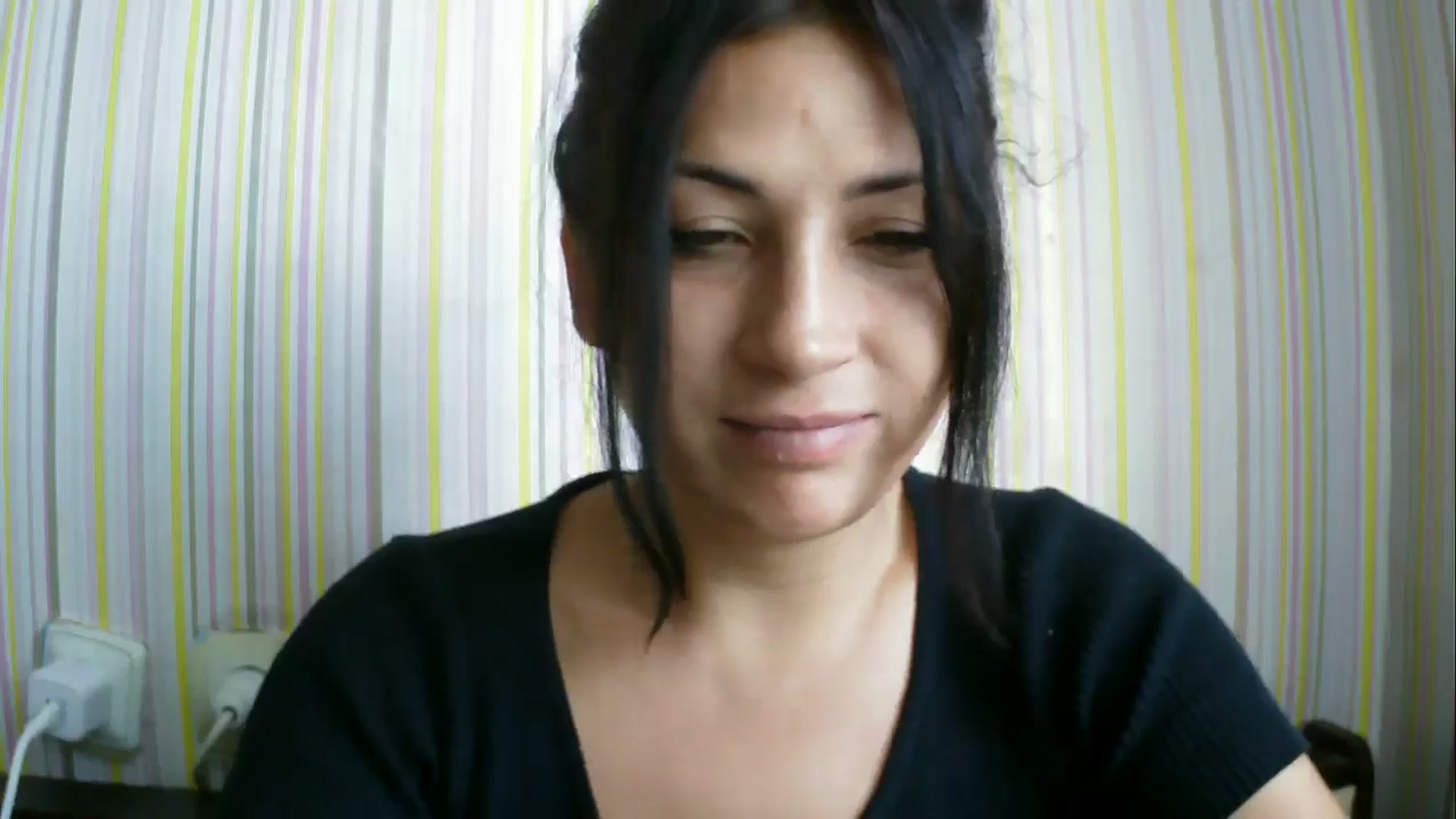 Gallery image thumbnail from SunShine90's myfreecams stream on, 08/19/2025, 14:08 image 18 of 20