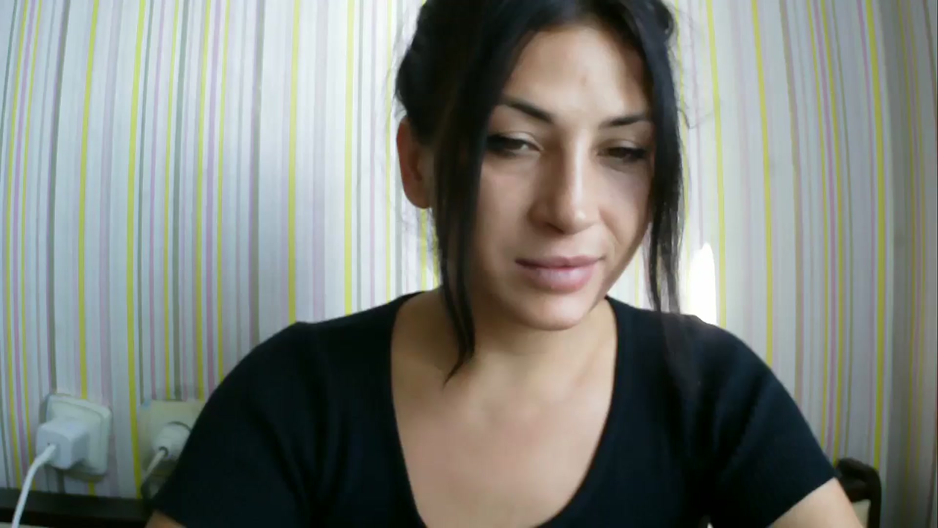 Gallery image thumbnail from SunShine90's myfreecams stream on, 08/19/2025, 14:08 image 6 of 20