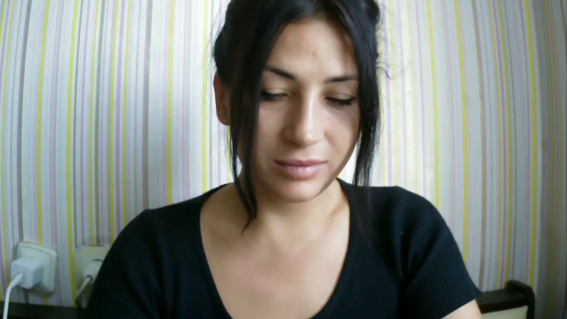 Gallery image thumbnail from SunShine90's myfreecams stream on, 08/19/2025, 14:08 image 14 of 20