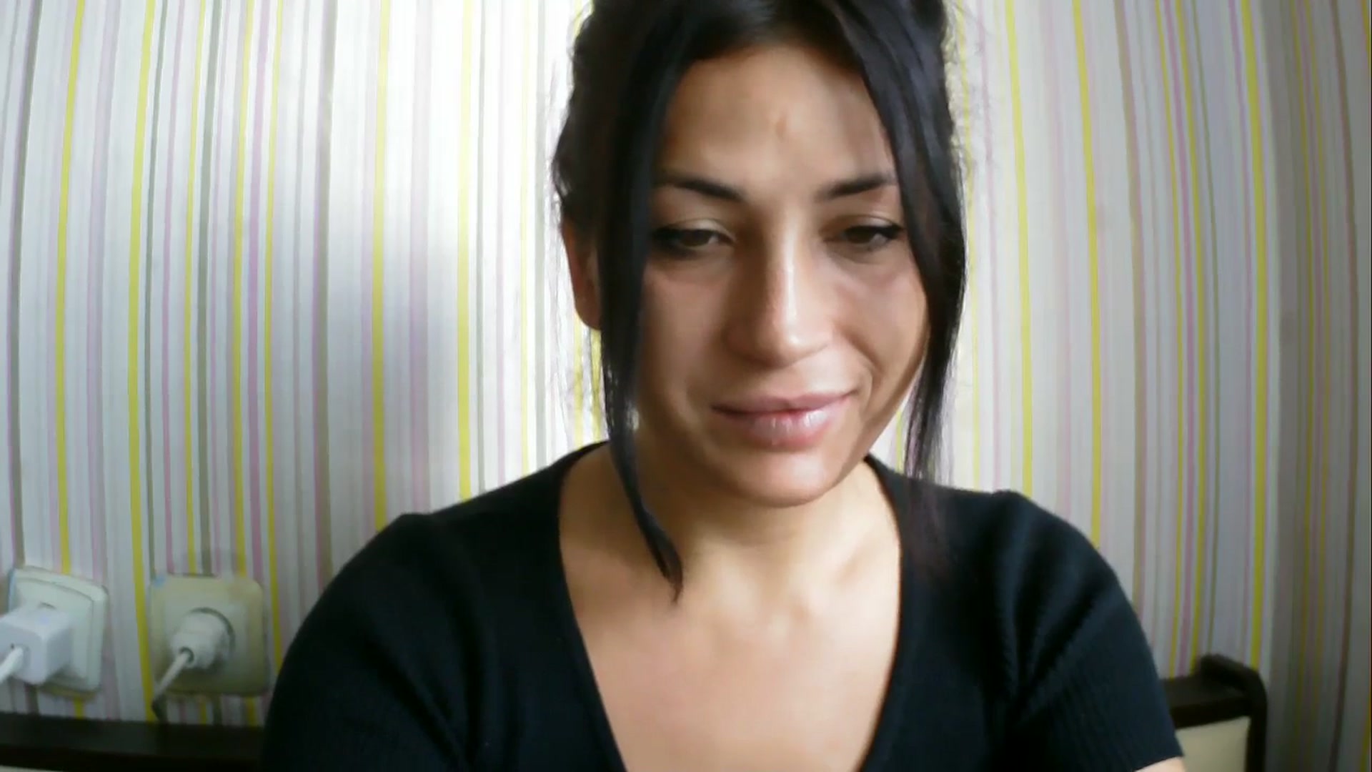 Gallery image thumbnail from SunShine90's myfreecams stream on, 08/19/2025, 14:36 image 13 of 20
