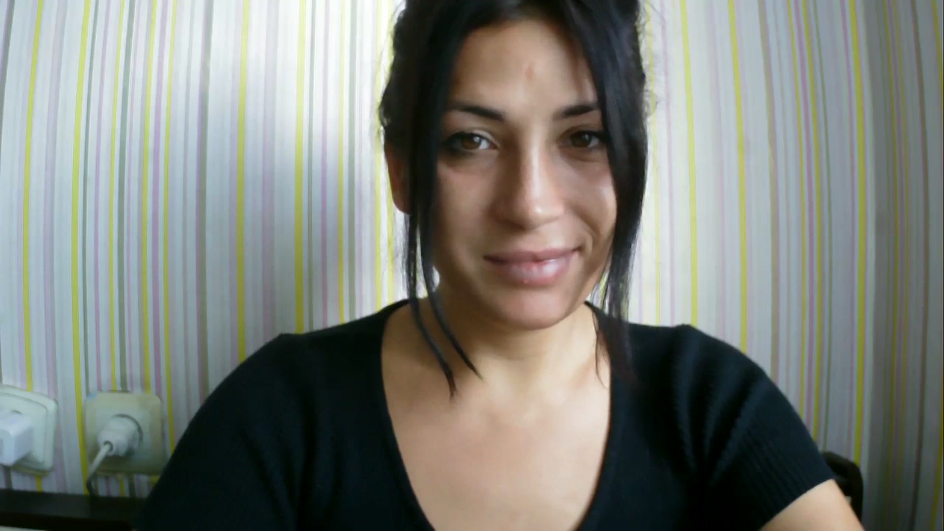 Gallery image thumbnail from SunShine90's myfreecams stream on, 08/19/2025, 14:36 image 3 of 20