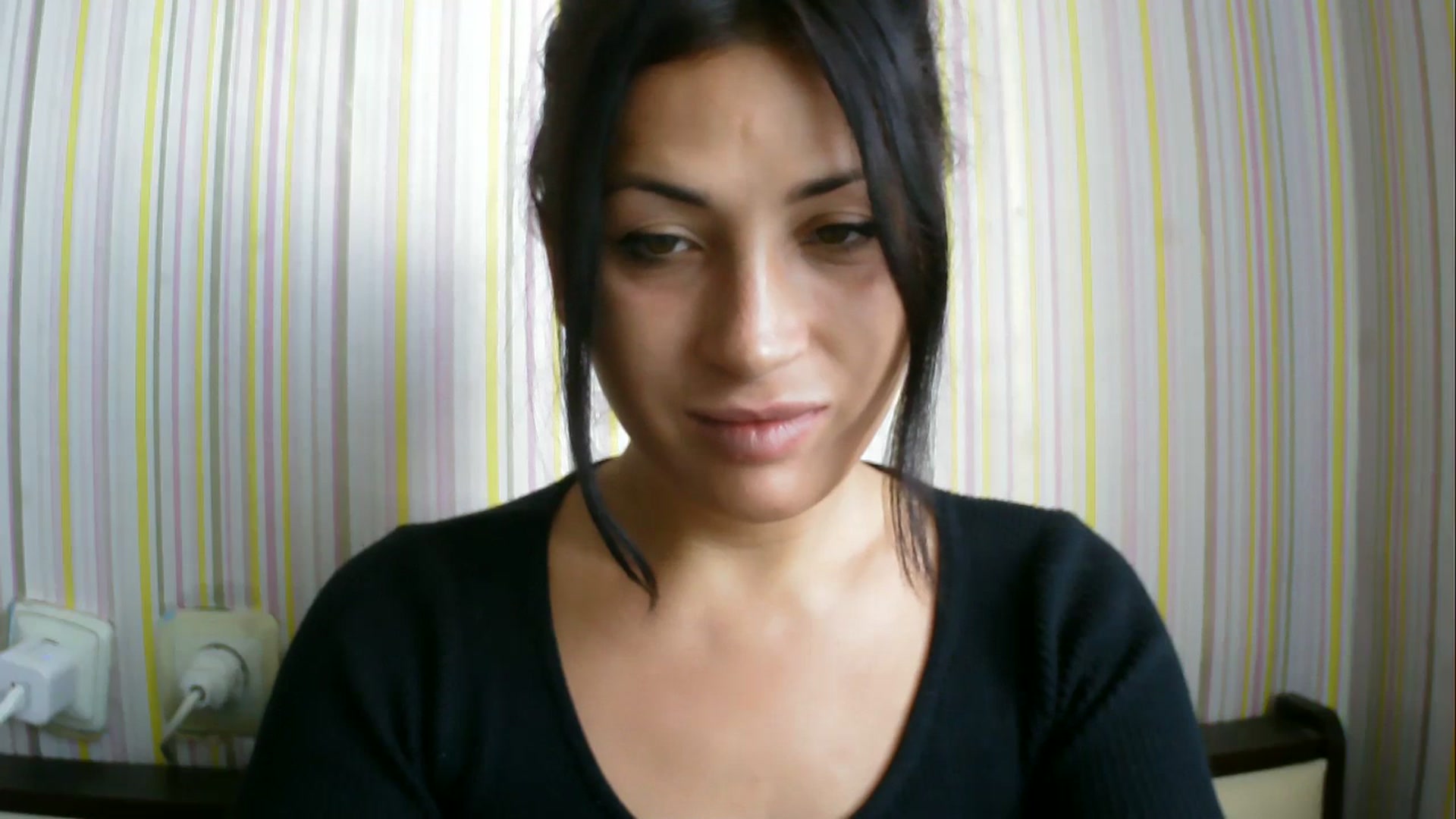 Gallery image thumbnail from SunShine90's myfreecams stream on, 08/19/2025, 14:36 image 6 of 20