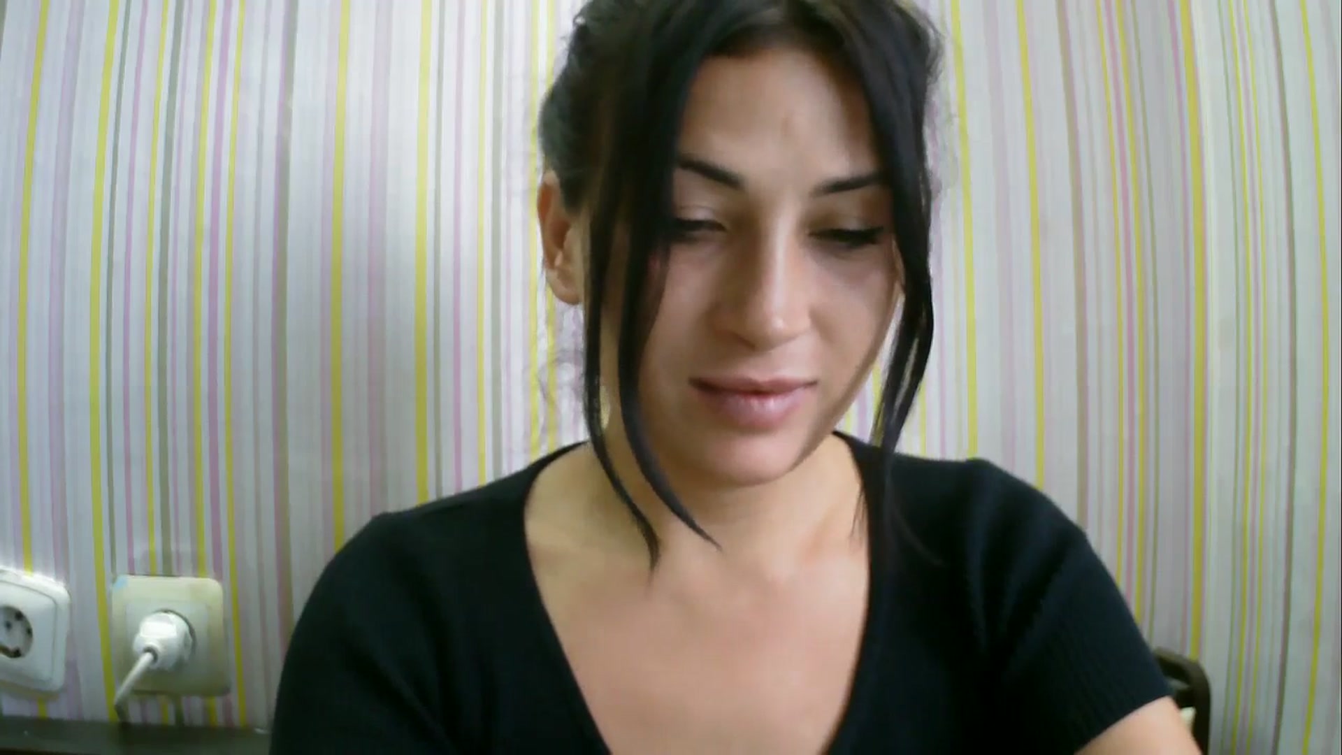 Gallery image thumbnail from SunShine90's myfreecams stream on, 08/19/2025, 15:55 image 12 of 20