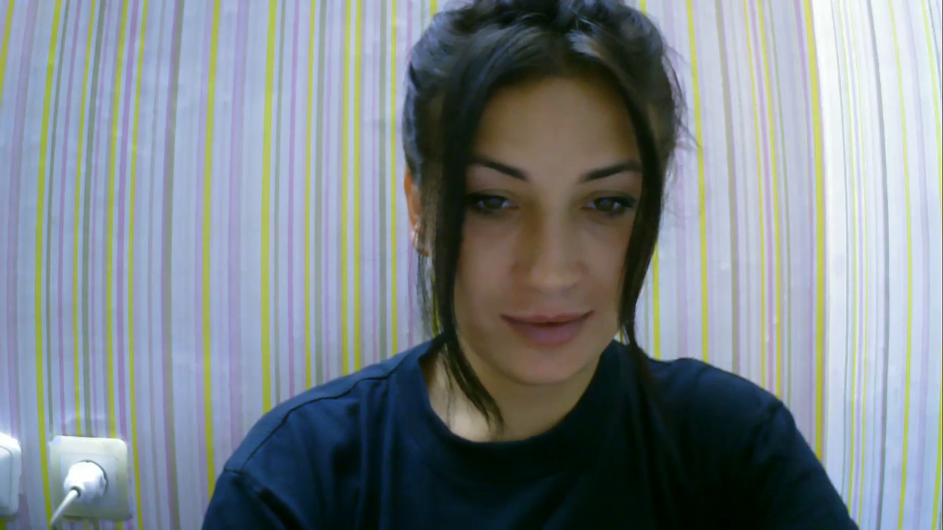 Gallery image thumbnail from SunShine90's myfreecams stream on, 08/19/2025, 18:29 image 16 of 20