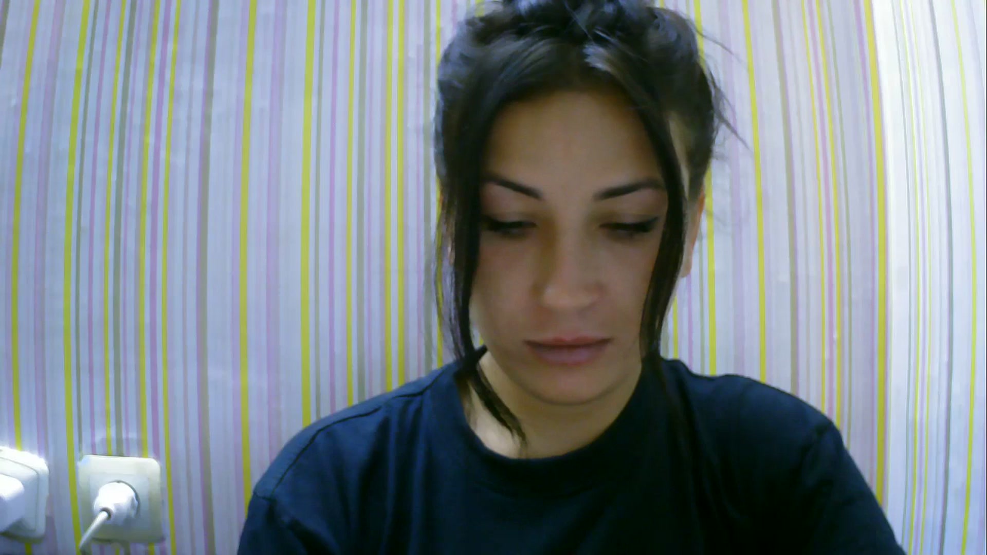 Gallery image thumbnail from SunShine90's myfreecams stream on, 08/19/2025, 18:29 image 10 of 20