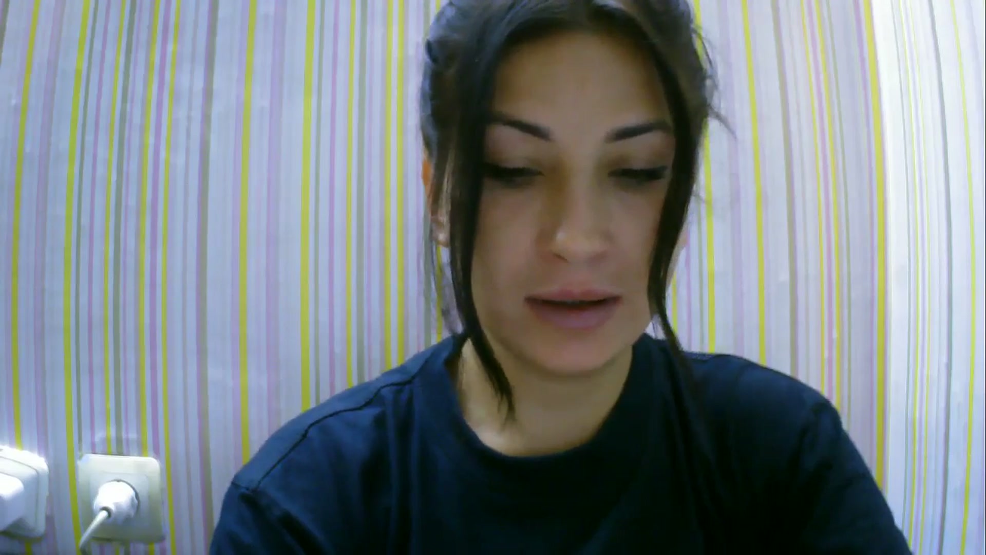 Gallery image thumbnail from SunShine90's myfreecams stream on, 08/19/2025, 18:29 image 8 of 20
