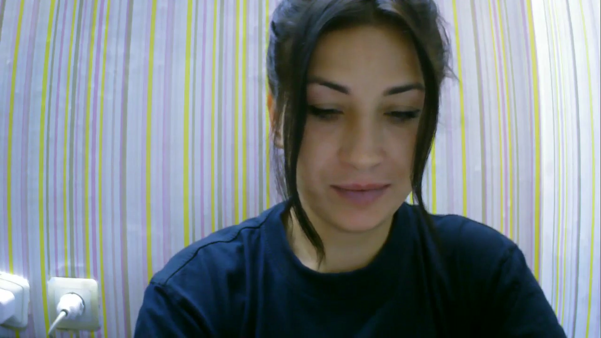 Gallery image thumbnail from SunShine90's myfreecams stream on, 08/19/2025, 18:29 image 3 of 20
