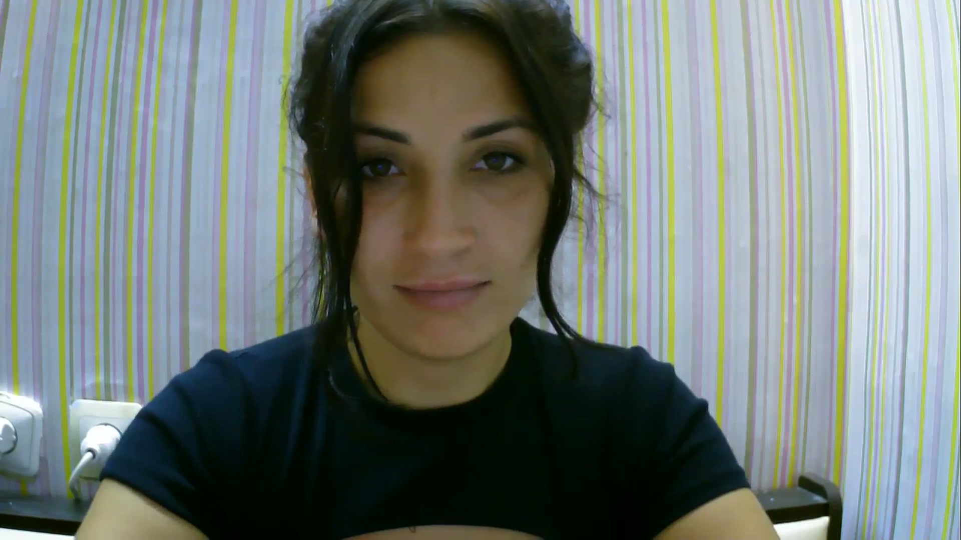 Gallery image thumbnail from SunShine90's myfreecams stream on, 09/02/2025, 19:24 image 16 of 20
