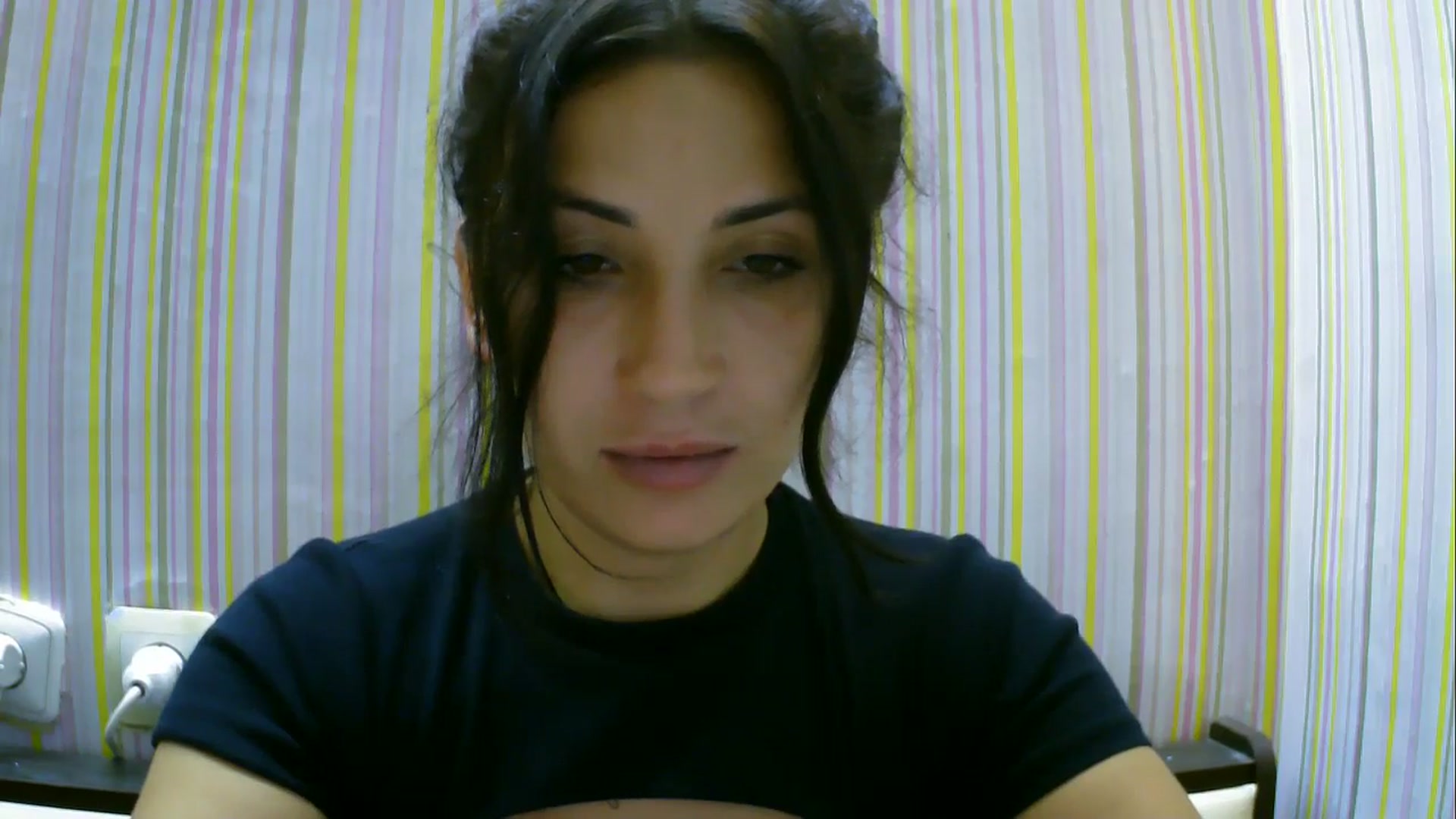 Gallery image thumbnail from SunShine90's myfreecams stream on, 09/02/2025, 19:24 image 13 of 20