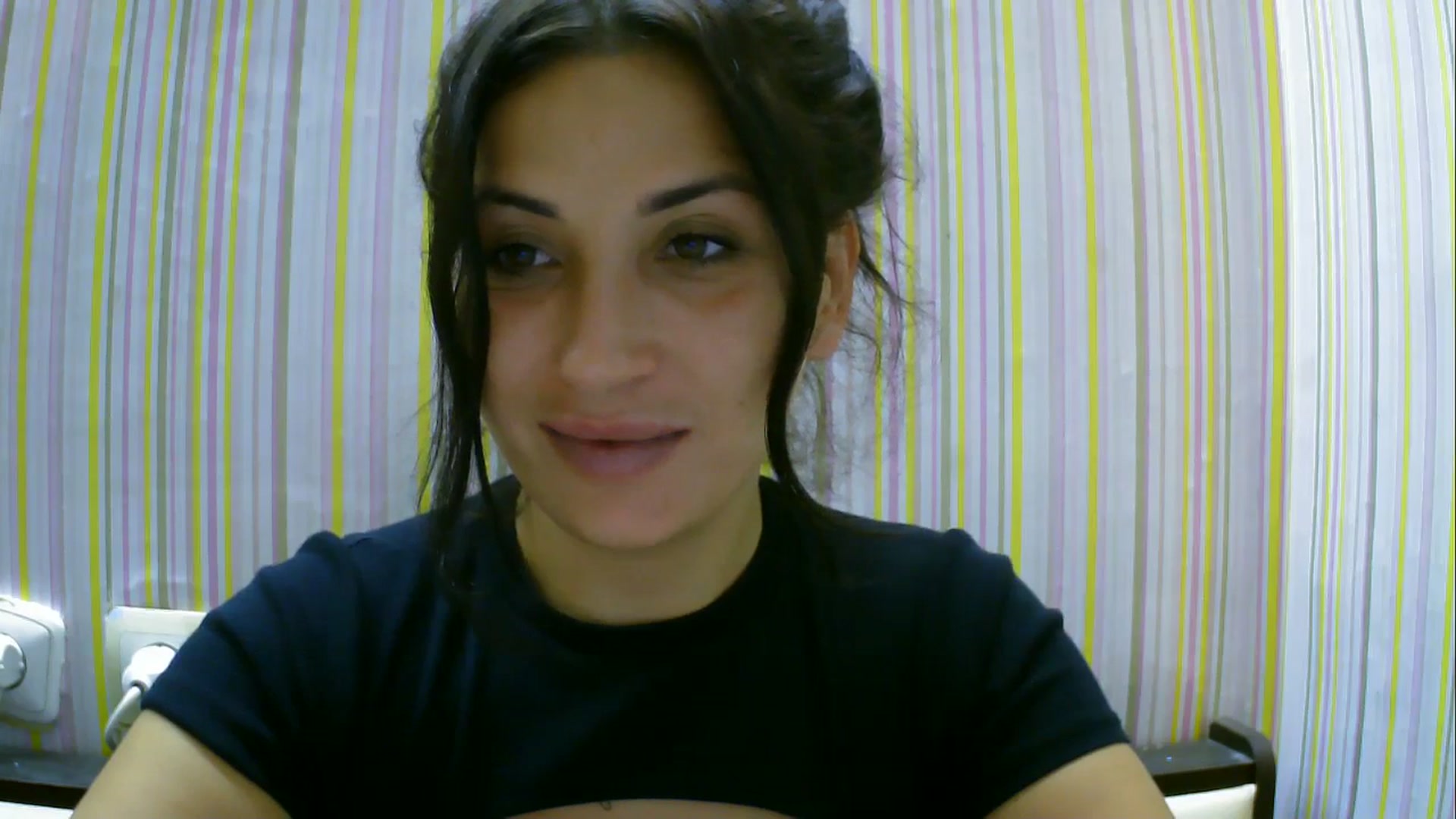 Gallery image thumbnail from SunShine90's myfreecams stream on, 09/02/2025, 19:24 image 15 of 20