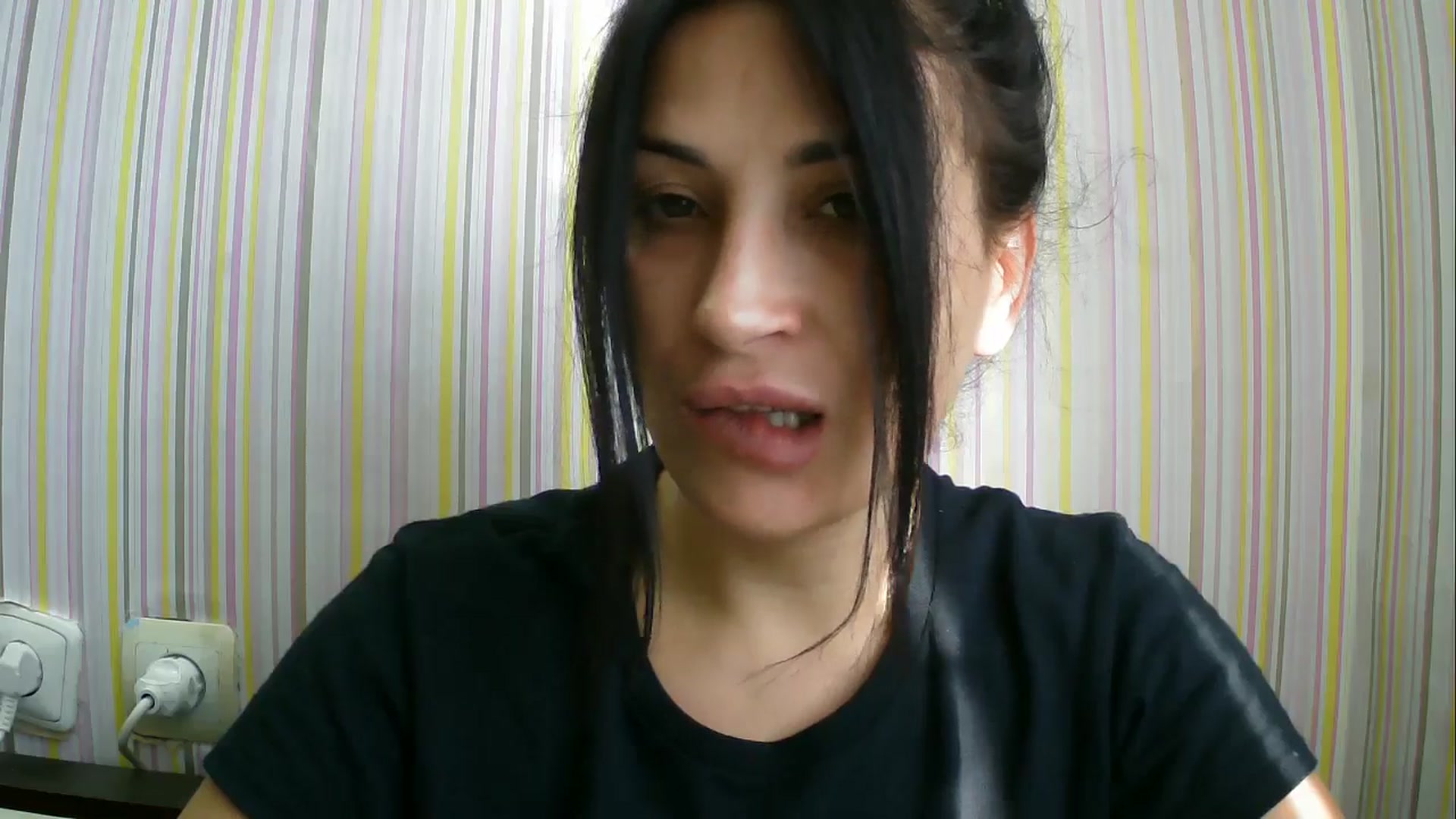 Gallery image thumbnail from SunShine90's myfreecams stream on, 09/22/2025, 14:08 image 7 of 20