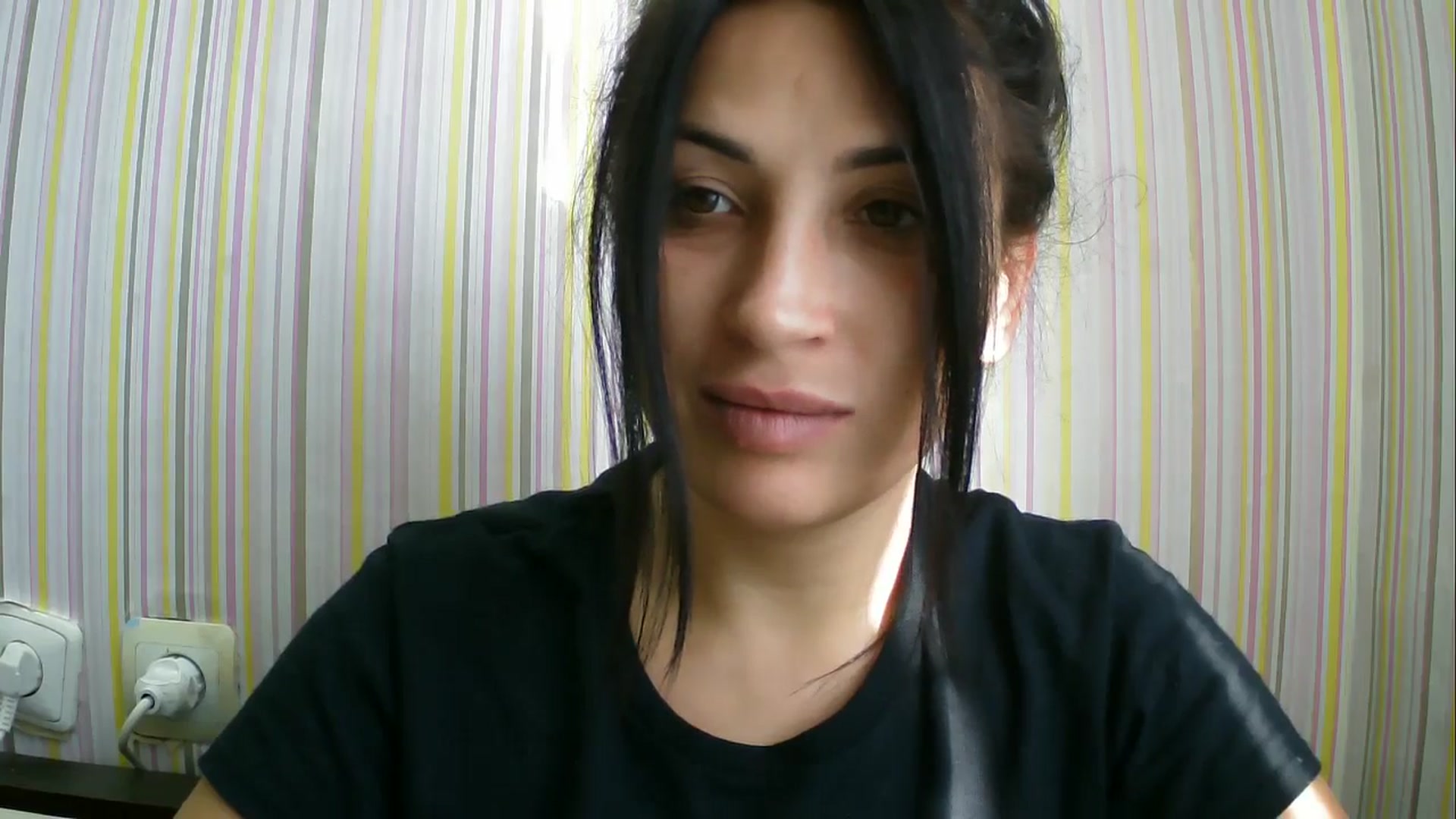 Gallery image thumbnail from SunShine90's myfreecams stream on, 09/22/2025, 14:08 image 6 of 20