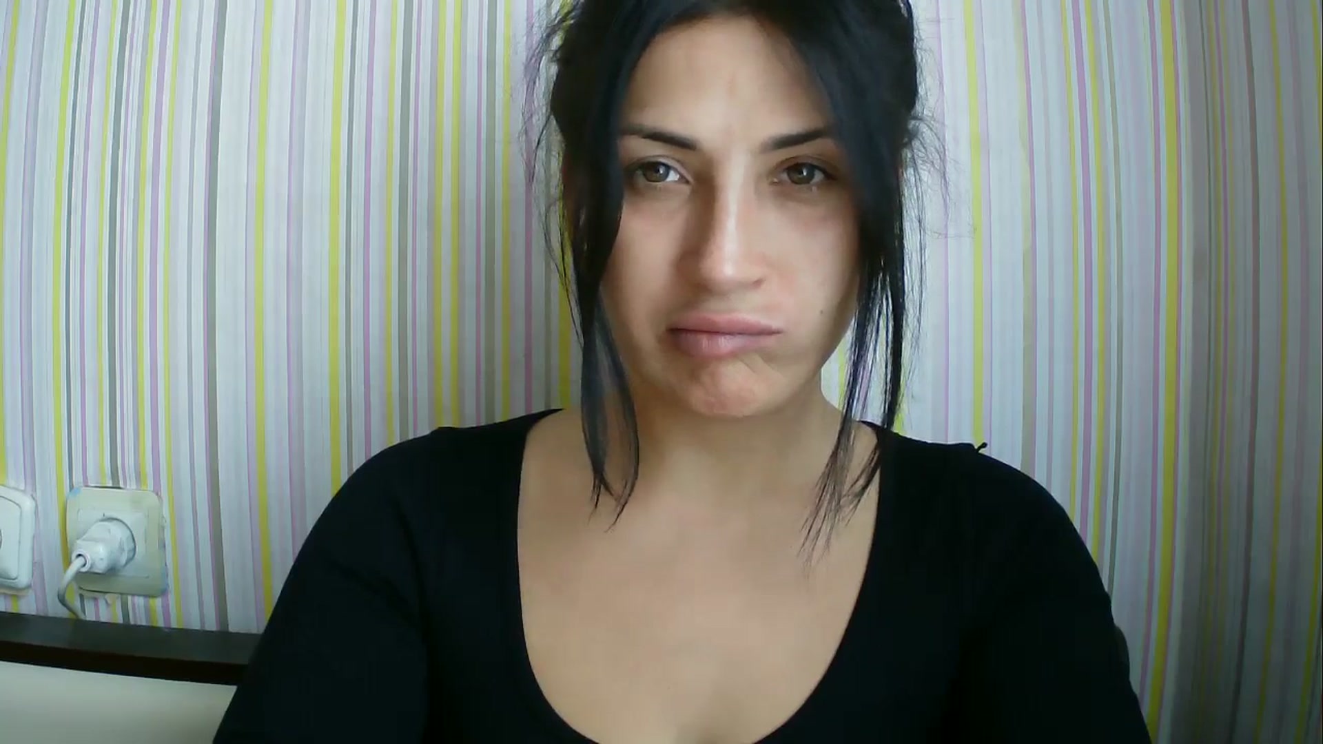 Gallery image thumbnail from SunShine90's myfreecams stream on, 09/23/2025, 11:40 image 17 of 20