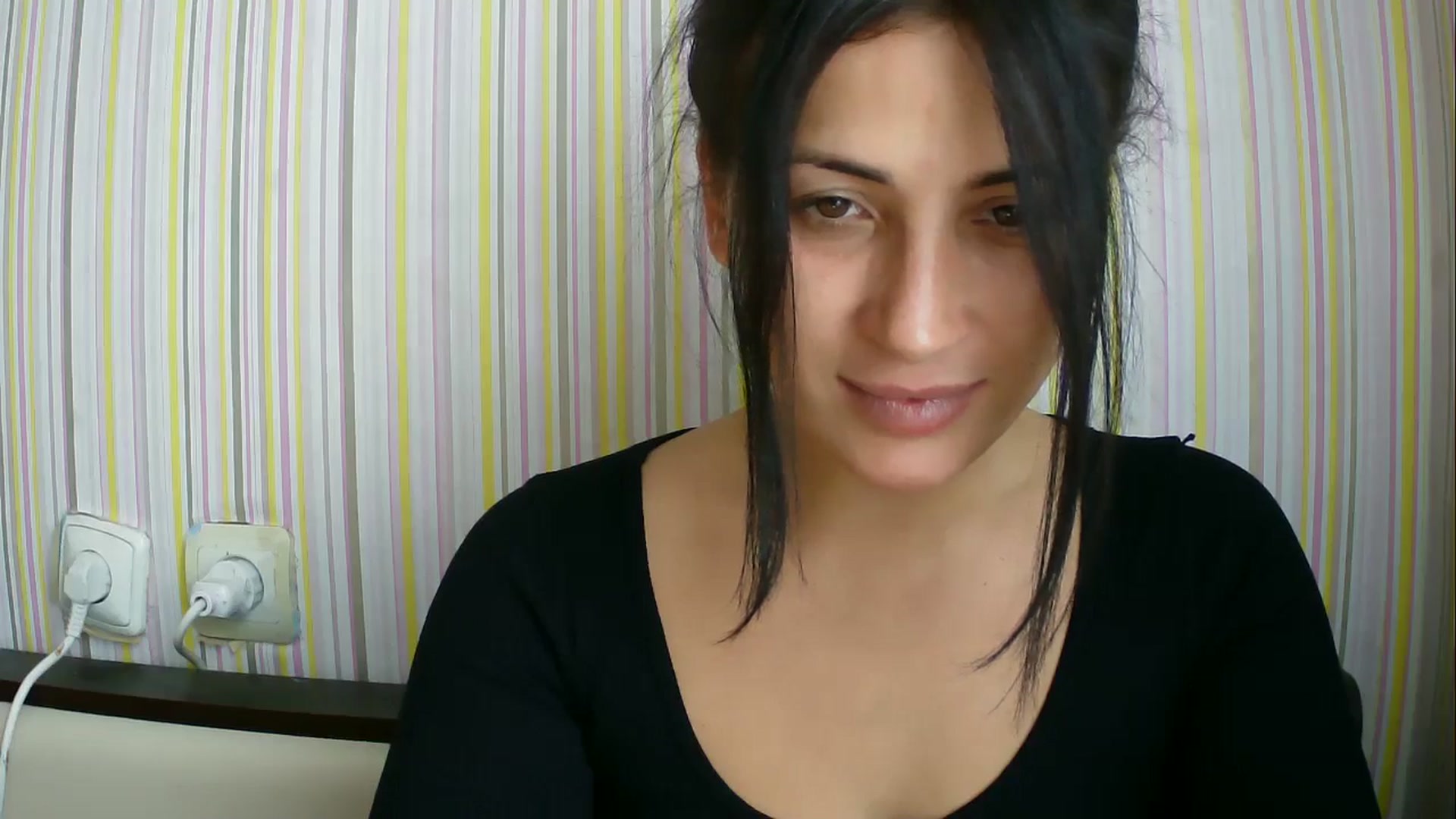 Gallery image thumbnail from SunShine90's myfreecams stream on, 09/23/2025, 11:40 image 6 of 20