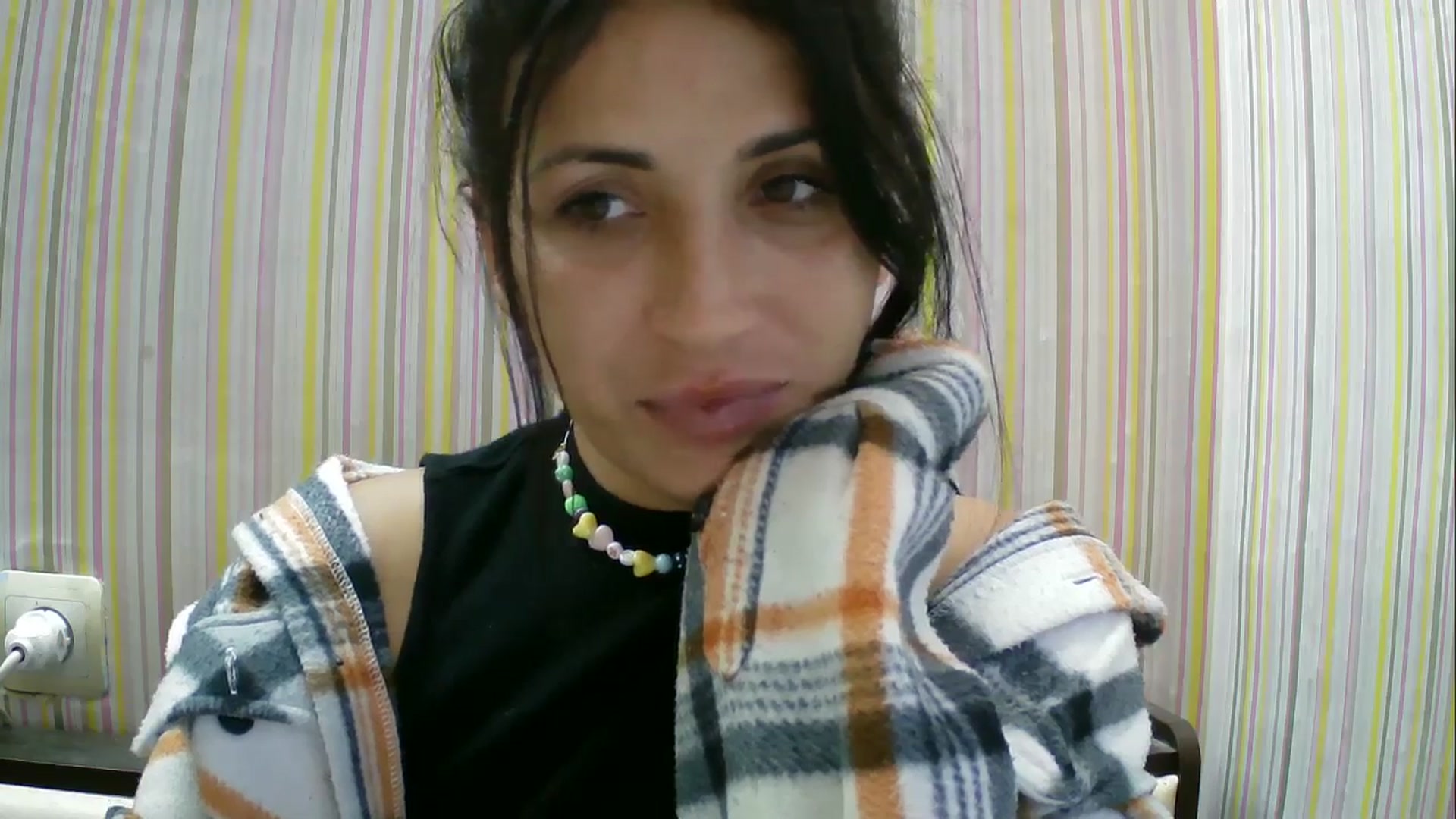 Gallery image thumbnail from SunShine90's myfreecams stream on, 09/30/2025, 16:12 image 3 of 20
