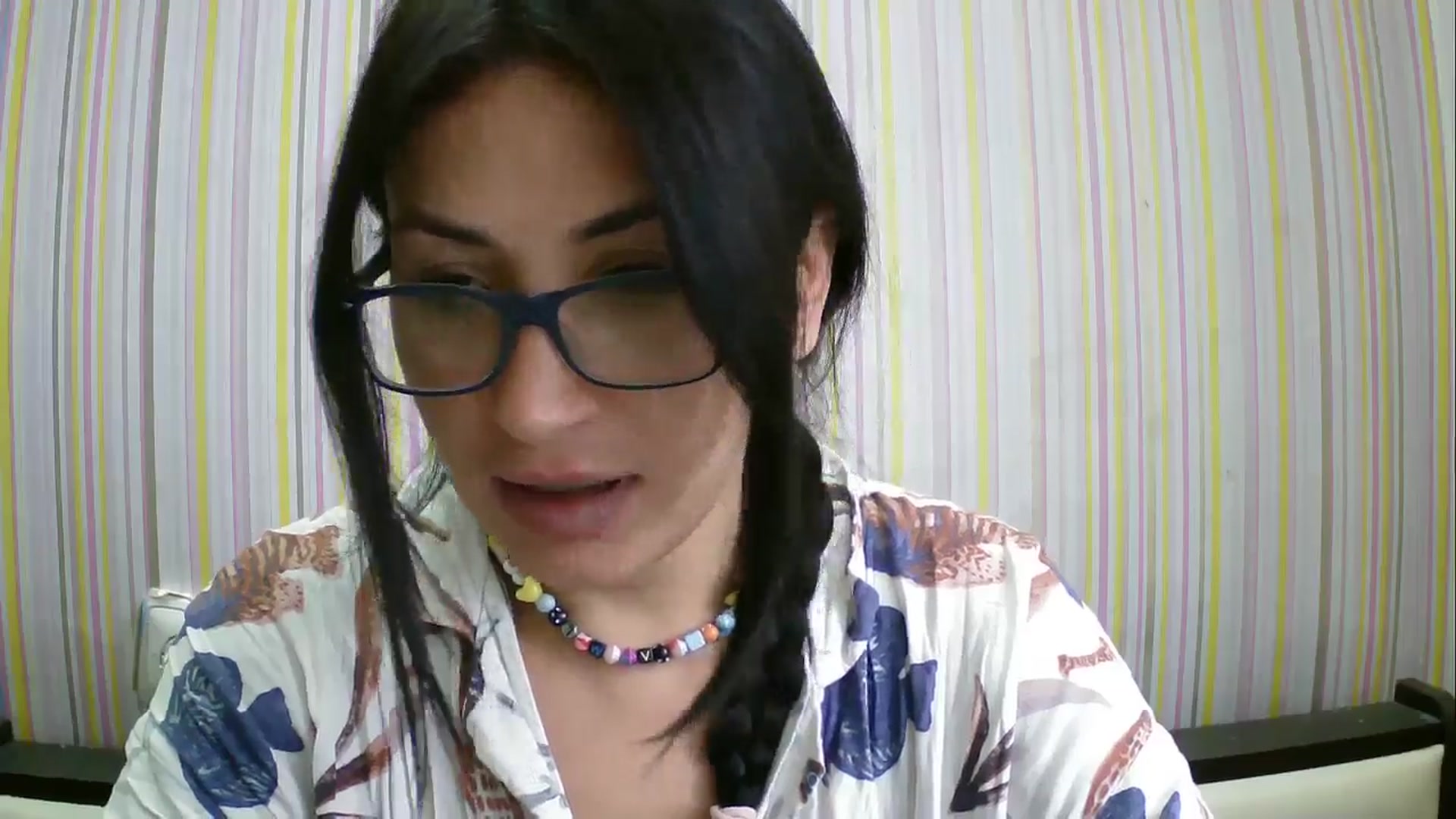 Gallery image thumbnail from SunShine90's myfreecams stream on, 10/12/2025, 07:42 image 2 of 20