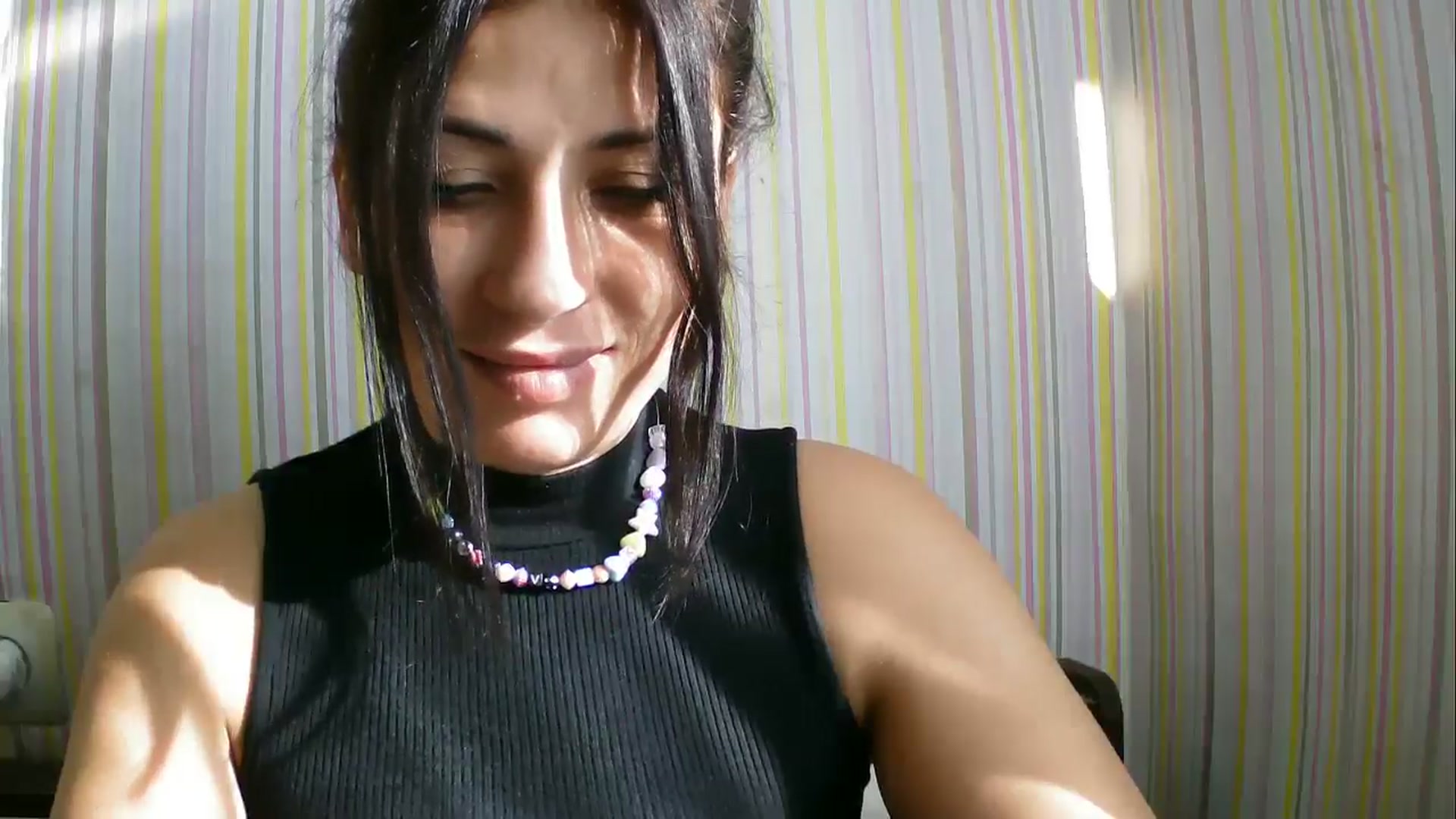 Gallery image thumbnail from SunShine90's myfreecams stream on, 10/12/2025, 12:43 image 11 of 20