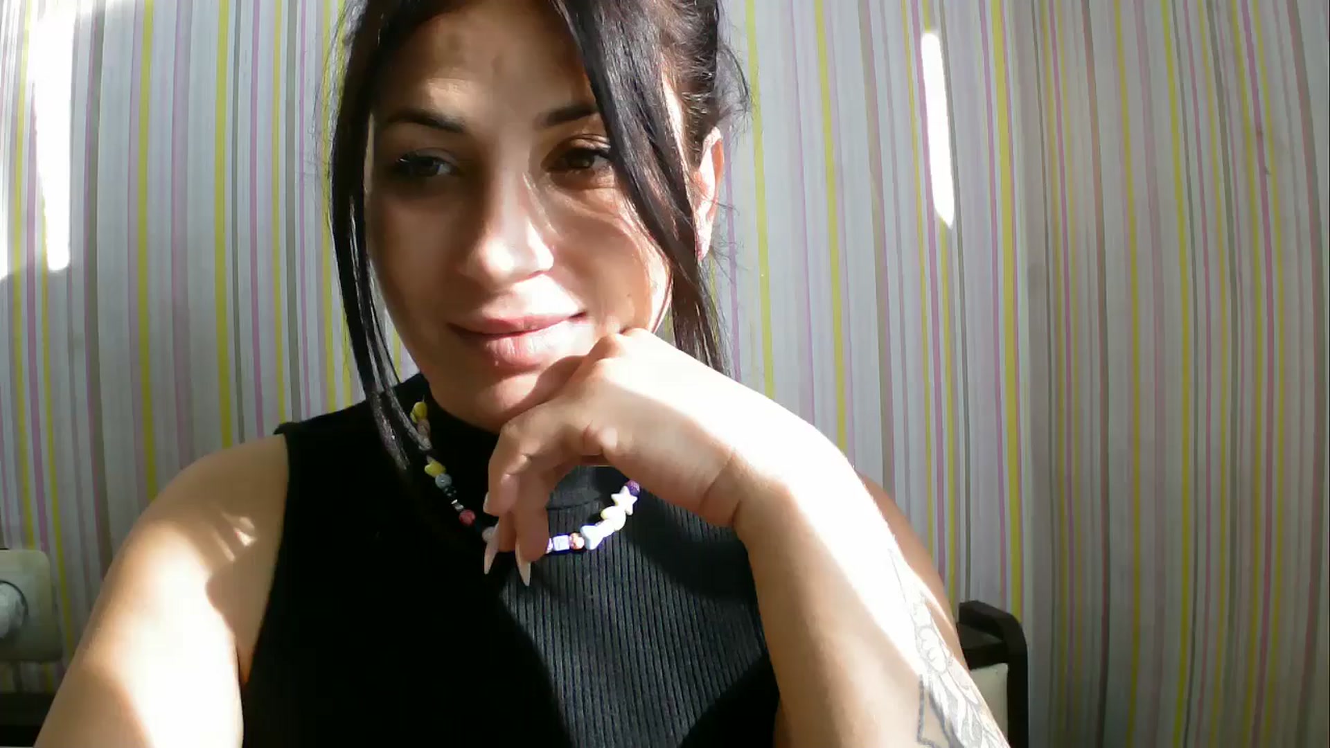 Gallery image thumbnail from SunShine90's myfreecams stream on, 10/12/2025, 12:43 image 18 of 20