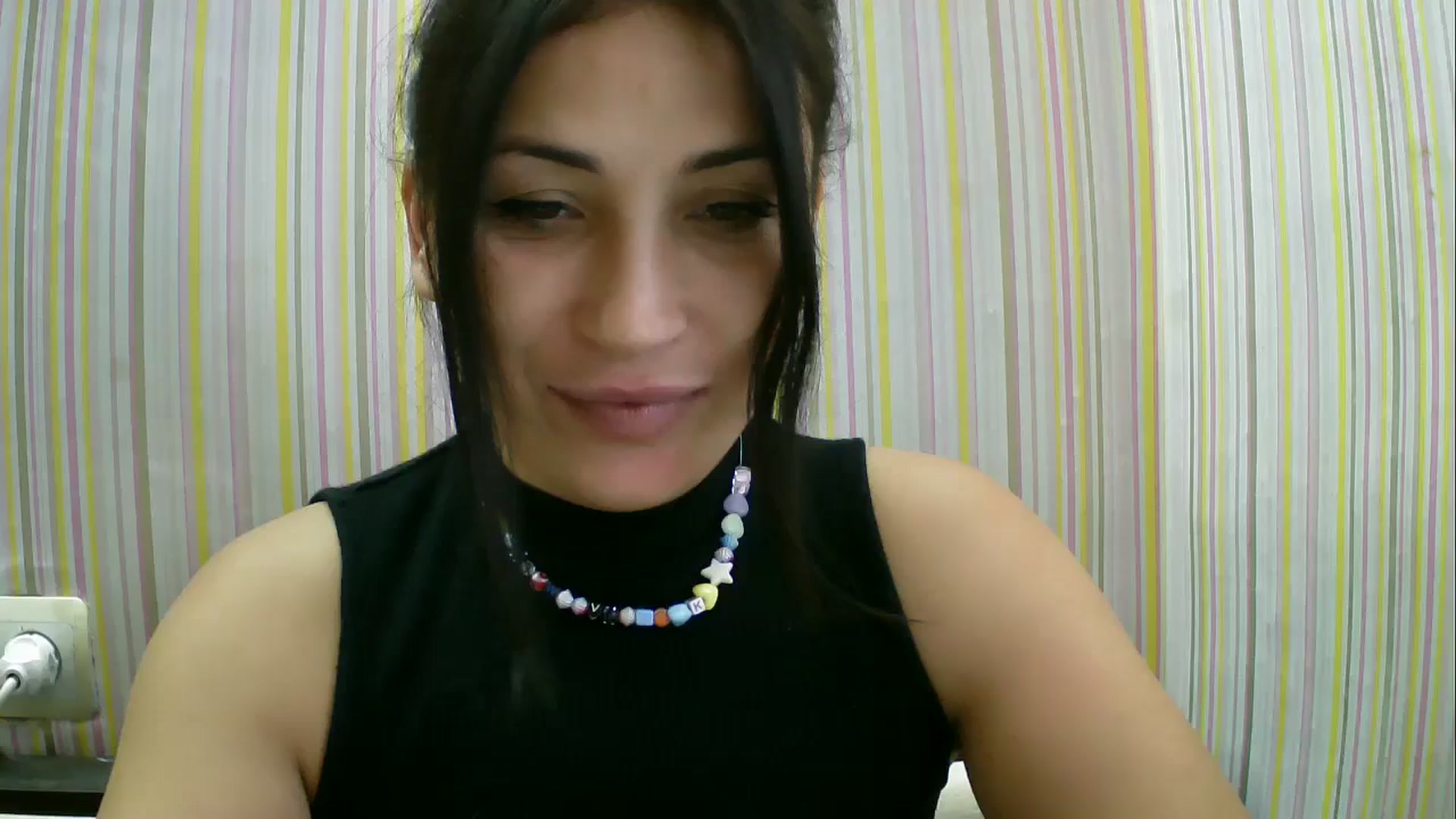 Gallery image thumbnail from SunShine90's myfreecams stream on, 10/12/2025, 13:19 image 1 of 20