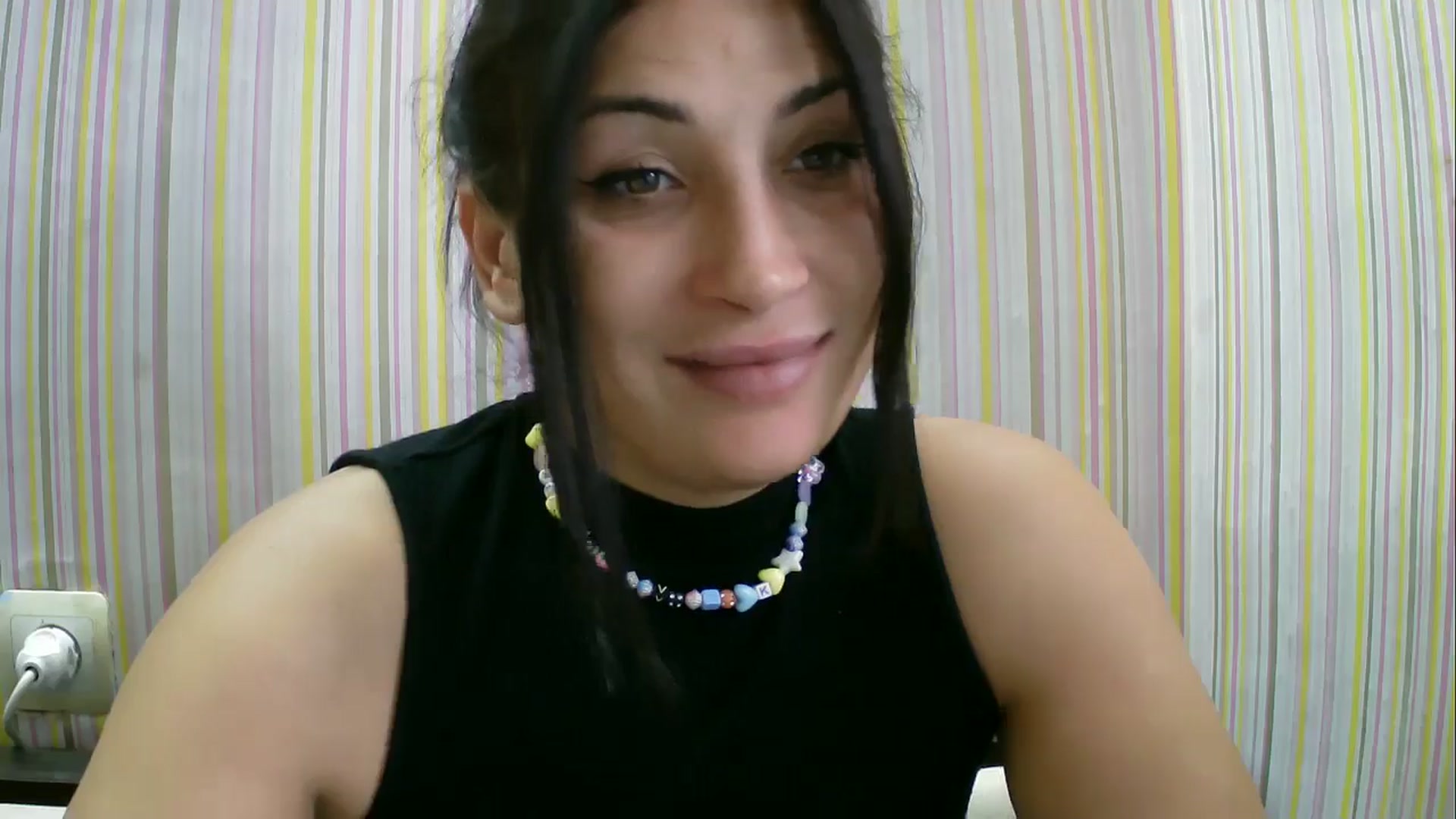 Gallery image thumbnail from SunShine90's myfreecams stream on, 10/12/2025, 13:19 image 9 of 20