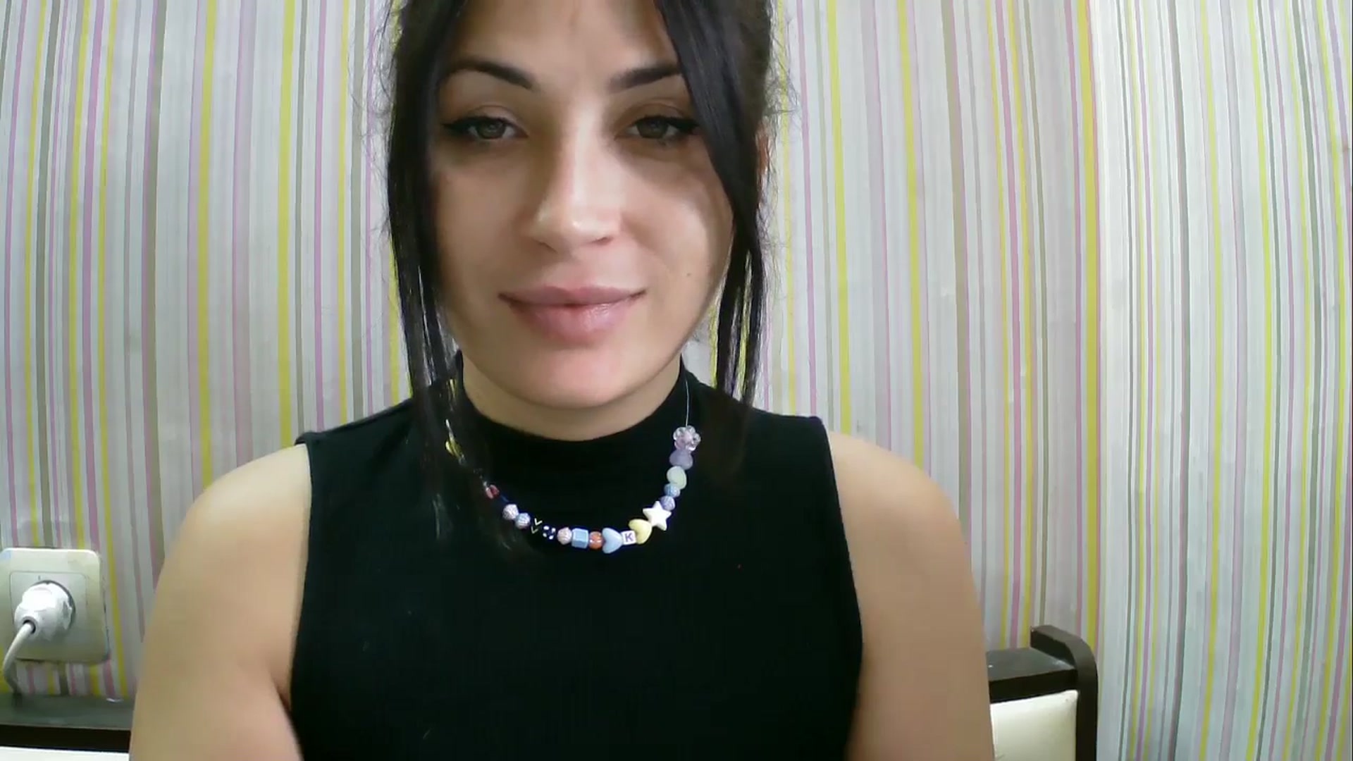 Gallery image thumbnail from SunShine90's myfreecams stream on, 10/12/2025, 13:19 image 7 of 20