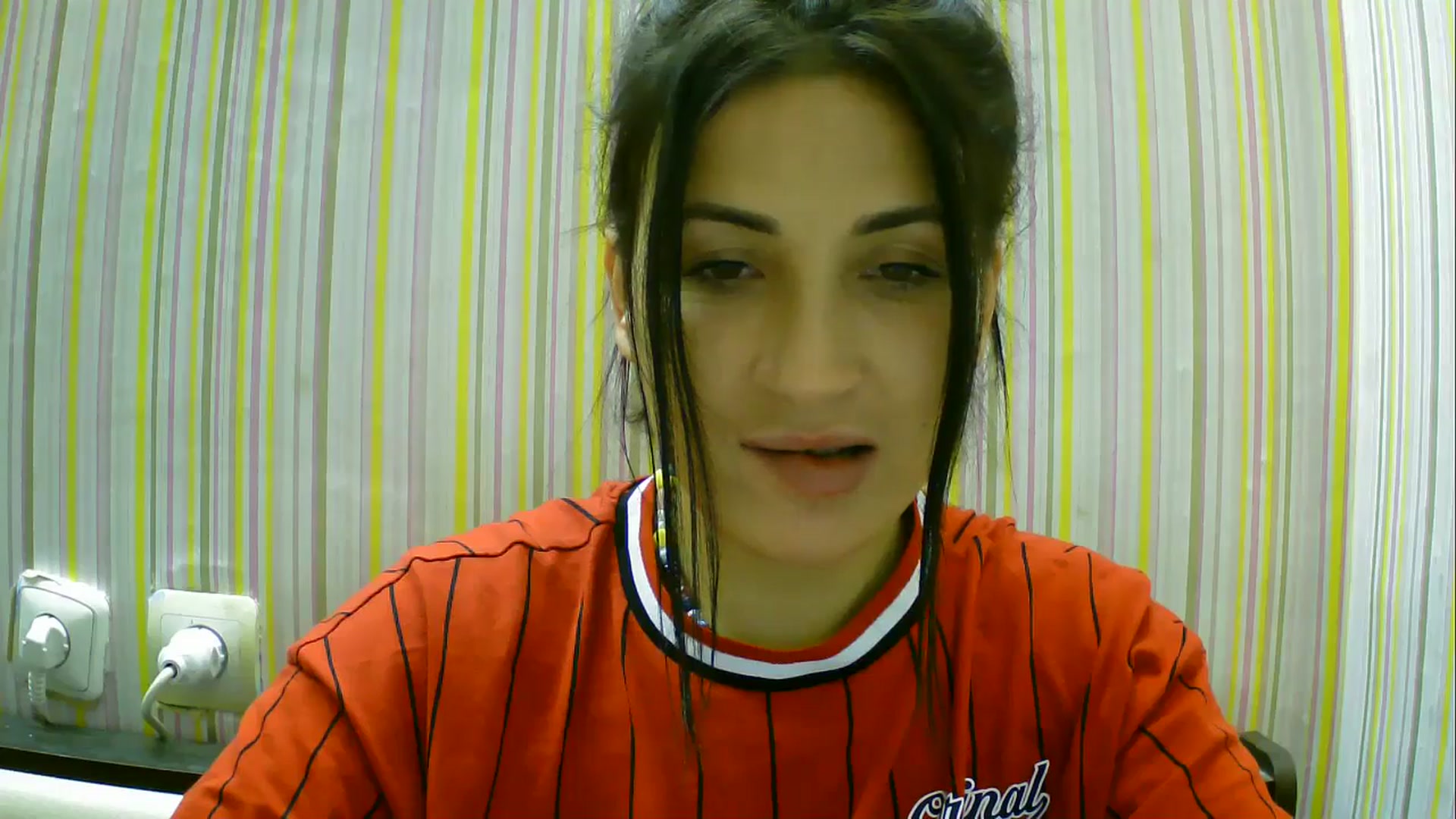 Gallery image thumbnail from SunShine90's myfreecams stream on, 10/15/2025, 19:24 image 18 of 20