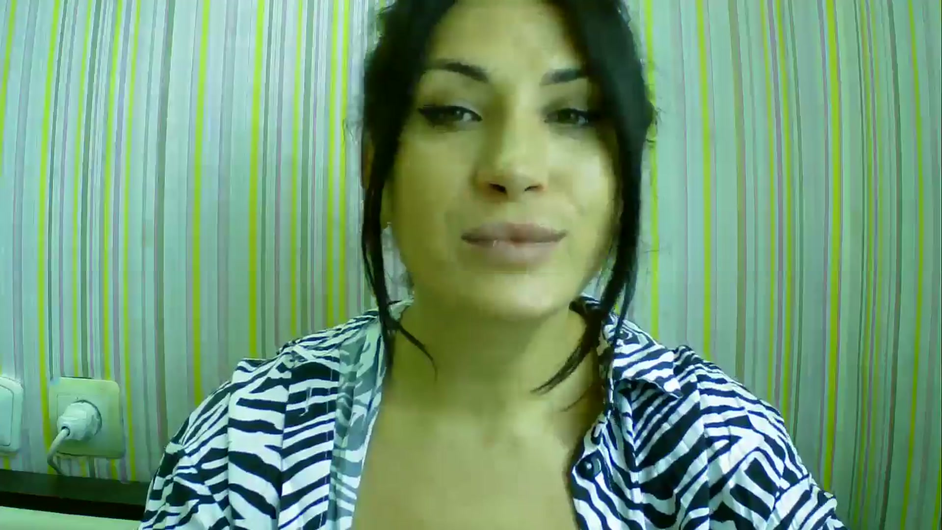 Gallery image thumbnail from SunShine90's myfreecams stream on, 10/18/2025, 09:39 image 18 of 20