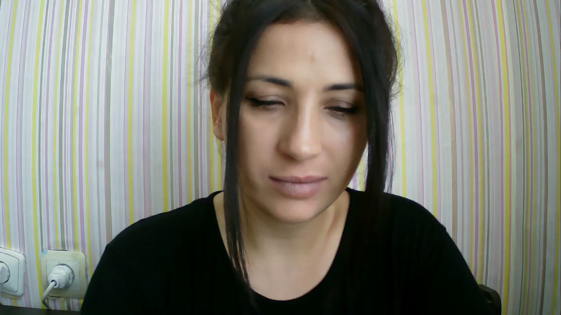 Gallery image thumbnail from SunShine90's myfreecams stream on, 10/26/2025, 08:15 image 7 of 20