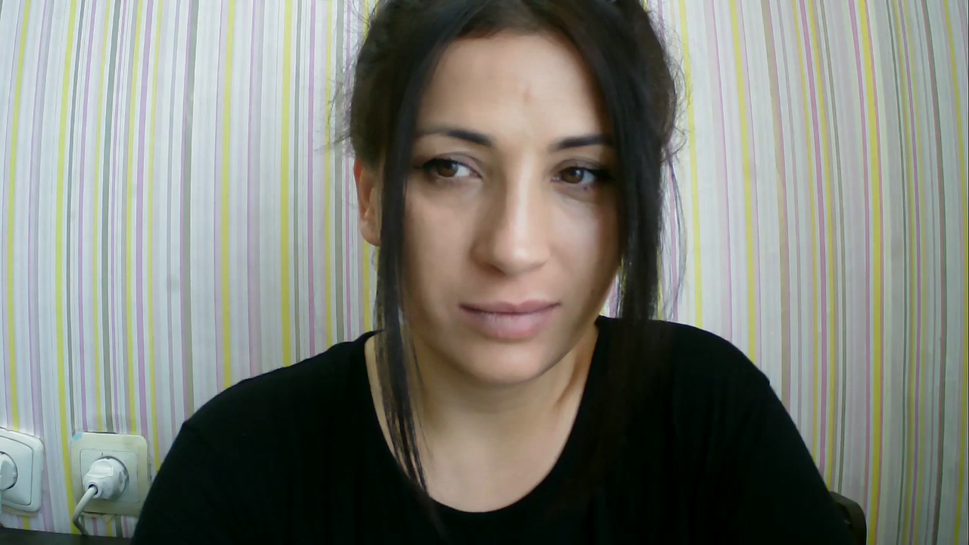 Gallery image thumbnail from SunShine90's myfreecams stream on, 10/26/2025, 08:15 image 4 of 20