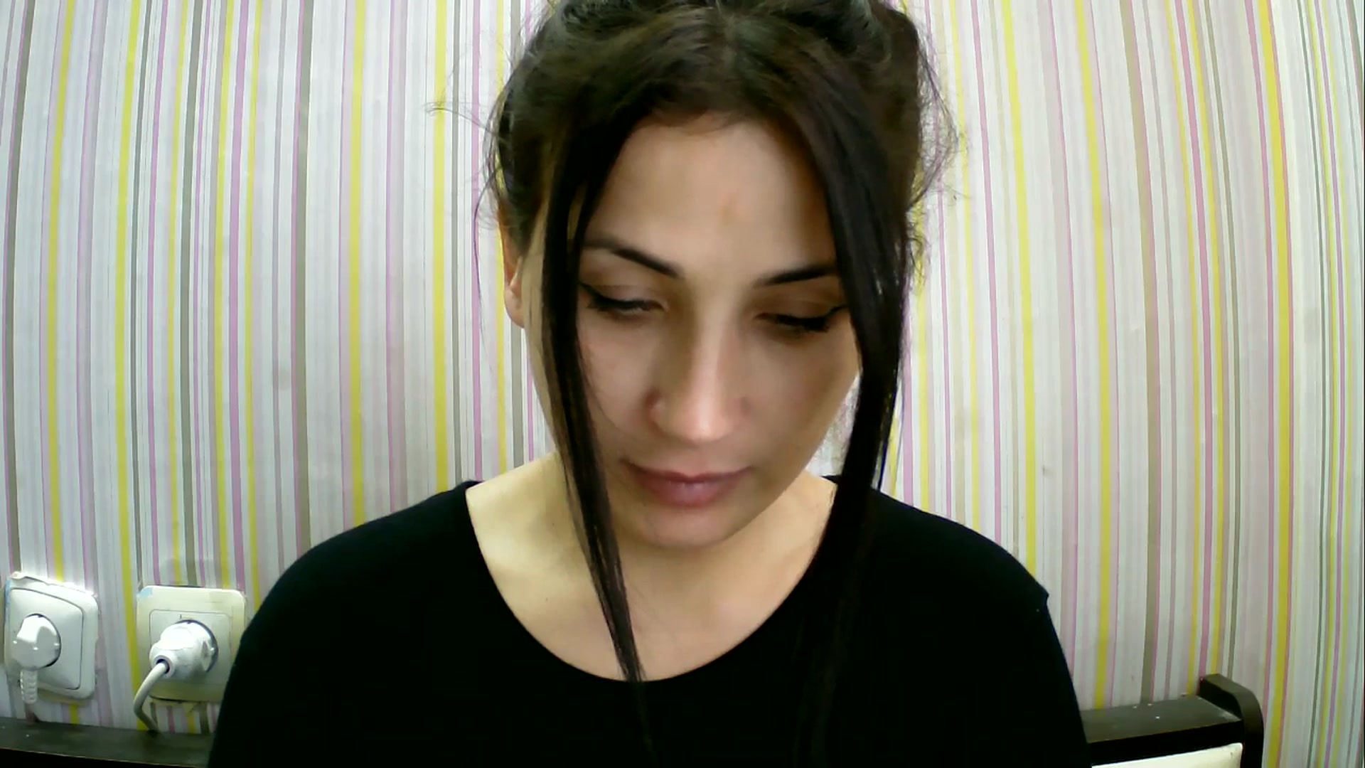 Gallery image thumbnail from SunShine90's myfreecams stream on, 10/27/2025, 12:04 image 4 of 20