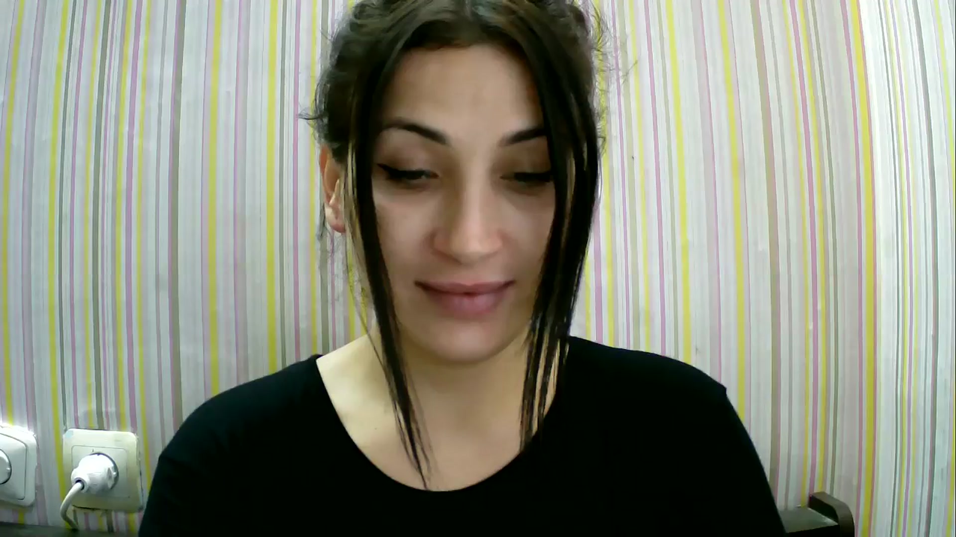 Gallery image thumbnail from SunShine90's myfreecams stream on, 10/27/2025, 12:04 image 13 of 20
