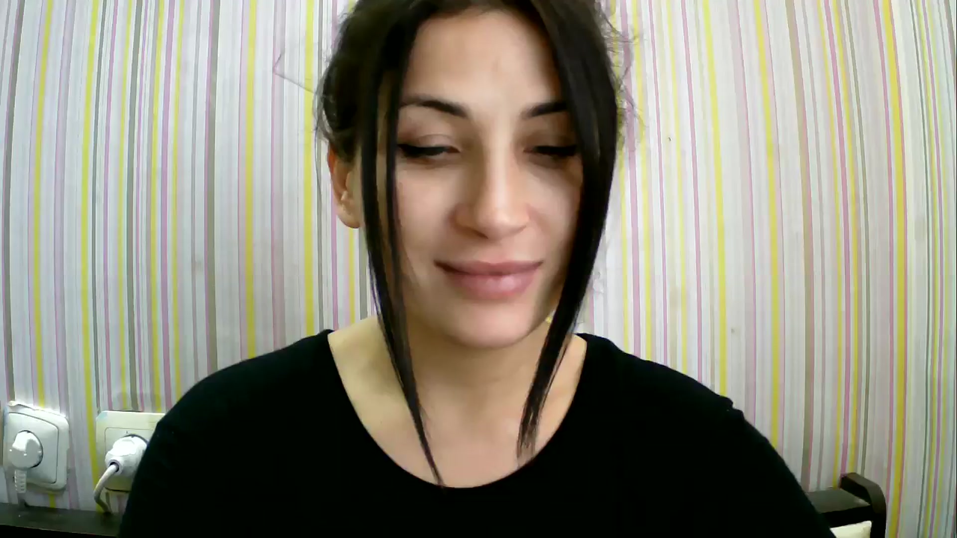 Gallery image thumbnail from SunShine90's myfreecams stream on, 10/27/2025, 12:04 image 2 of 20