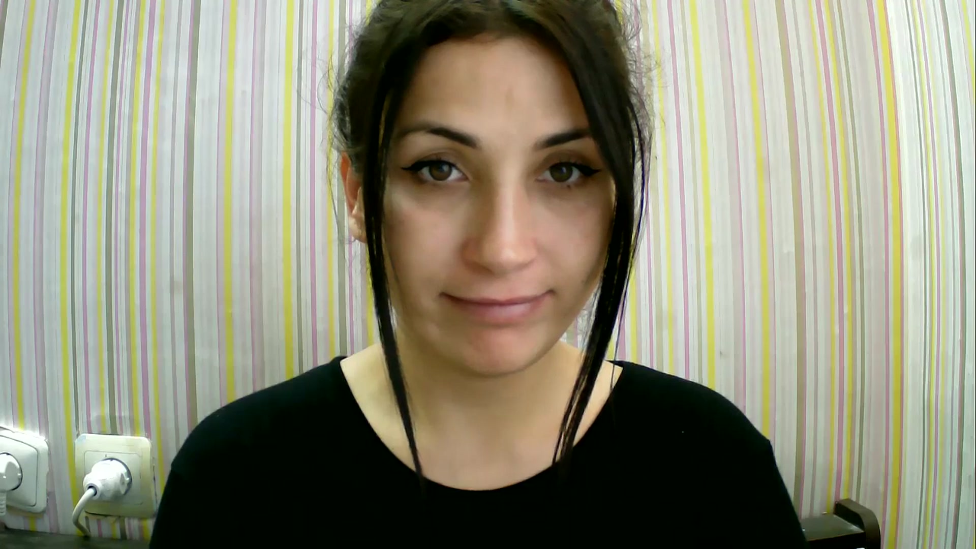 Gallery image thumbnail from SunShine90's myfreecams stream on, 10/27/2025, 12:04 image 7 of 20