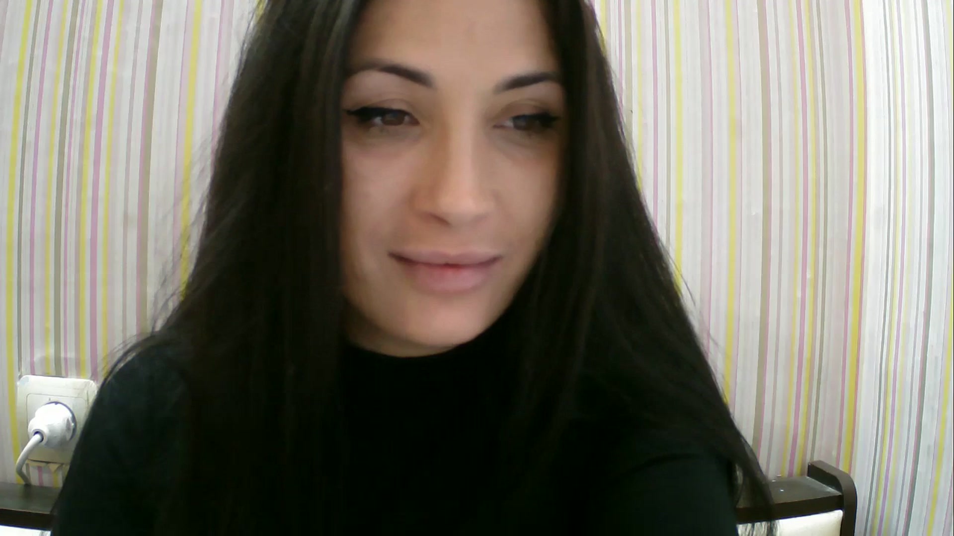 Gallery image thumbnail from SunShine90's myfreecams stream on, 11/03/2025, 14:02 image 6 of 20