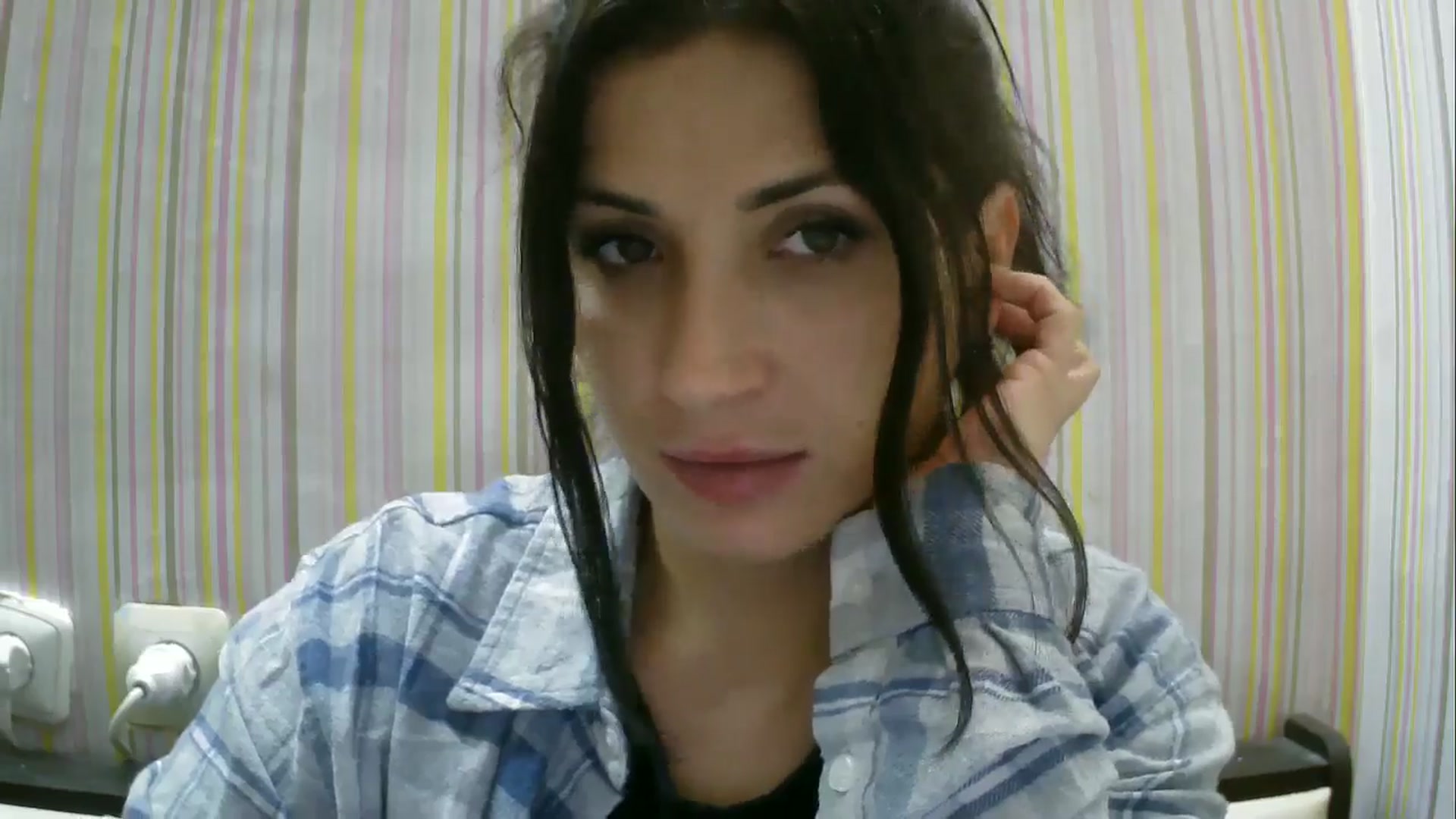 Gallery image thumbnail from SunShine90's myfreecams stream on, 11/09/2025, 15:41 image 8 of 20