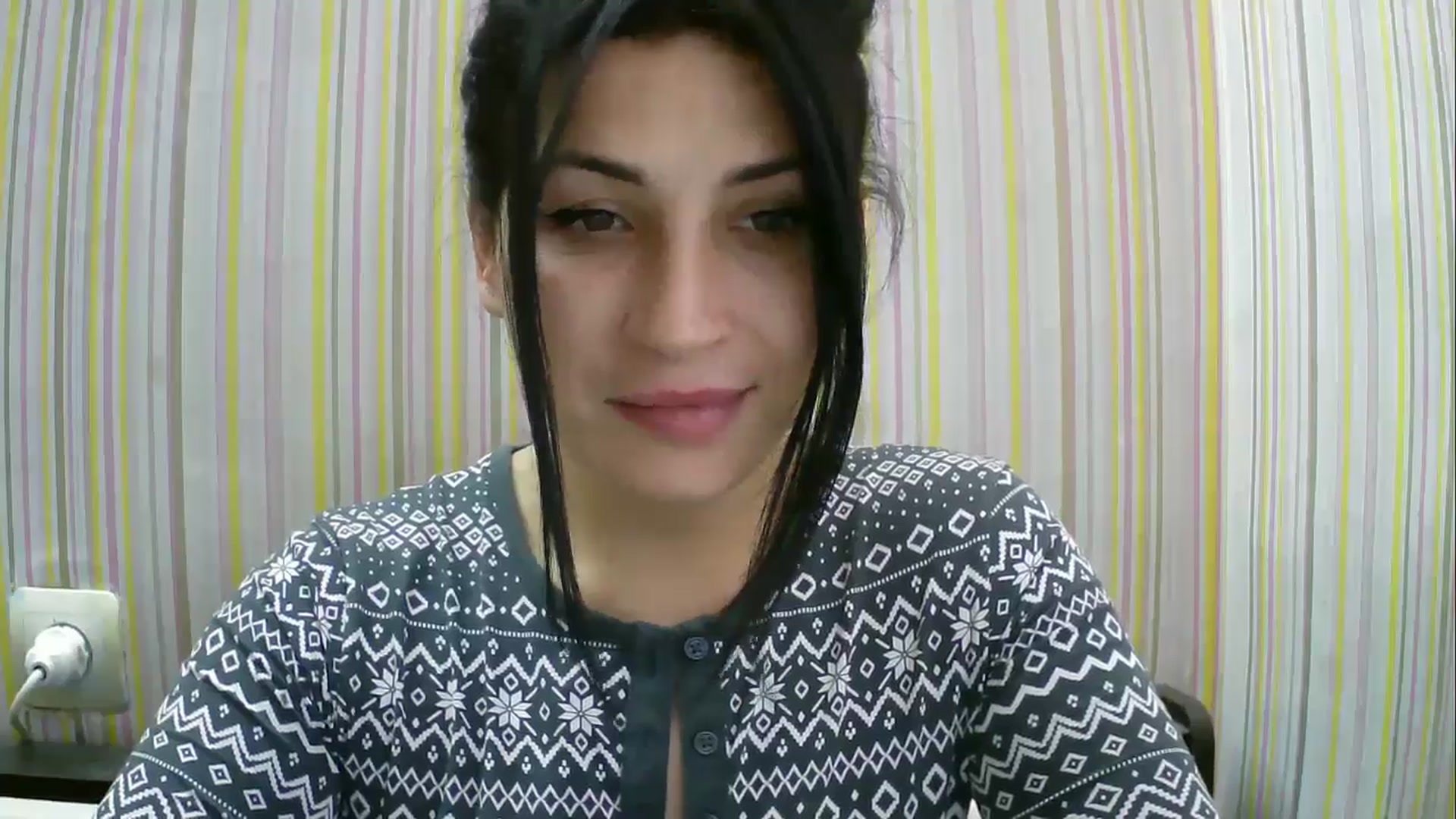 Gallery image thumbnail from SunShine90's myfreecams stream on, 11/16/2025, 12:41 image 3 of 20