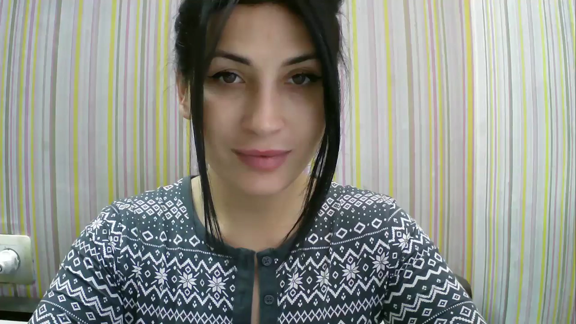 Gallery image thumbnail from SunShine90's myfreecams stream on, 11/16/2025, 12:41 image 7 of 20