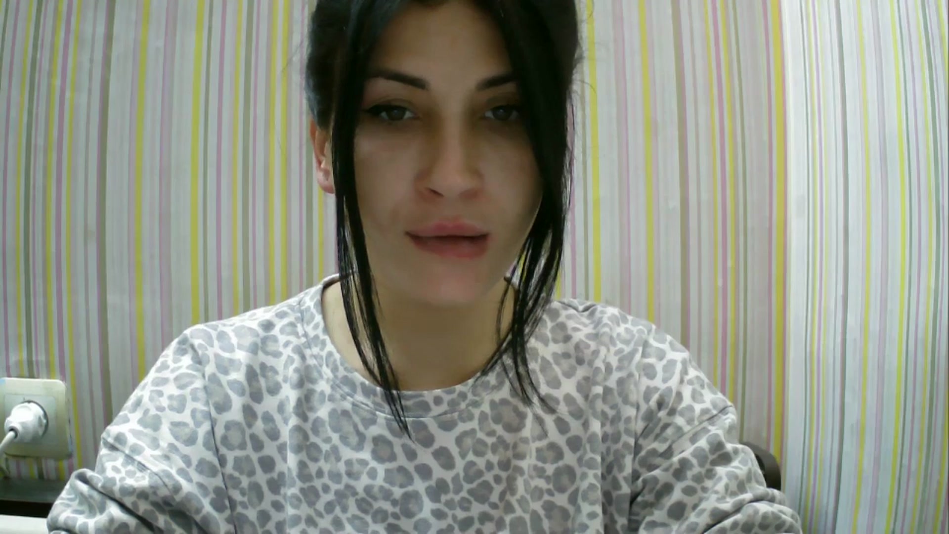 Gallery image thumbnail from SunShine90's myfreecams stream on, 11/16/2025, 15:03 image 7 of 20