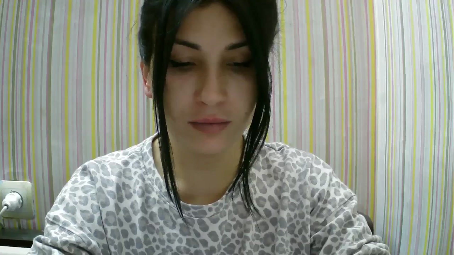 Gallery image thumbnail from SunShine90's myfreecams stream on, 11/16/2025, 15:03 image 9 of 20