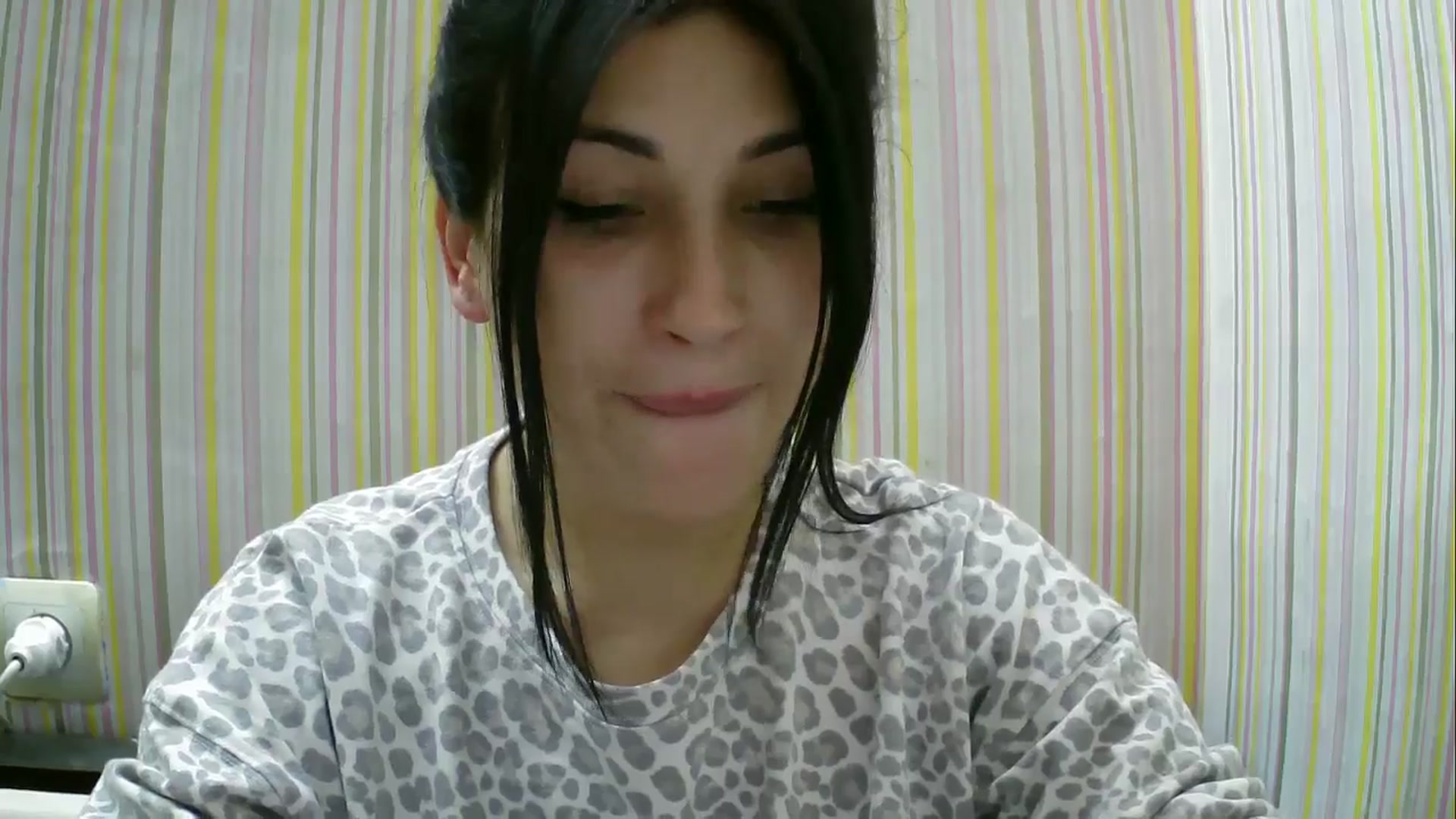 Gallery image thumbnail from SunShine90's myfreecams stream on, 11/16/2025, 15:03 image 16 of 20