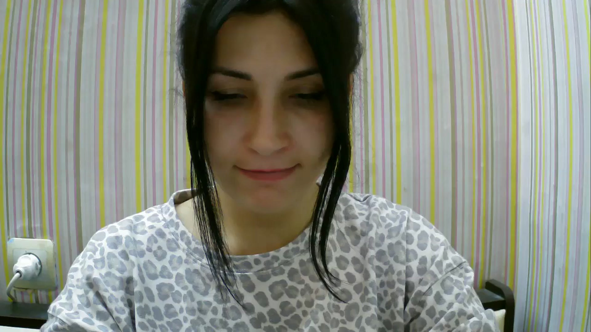 Gallery image thumbnail from SunShine90's myfreecams stream on, 11/16/2025, 17:25 image 15 of 20