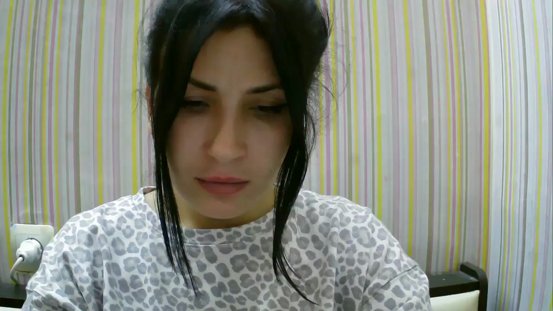 Gallery image thumbnail from SunShine90's myfreecams stream on, 11/16/2025, 17:25 image 3 of 20
