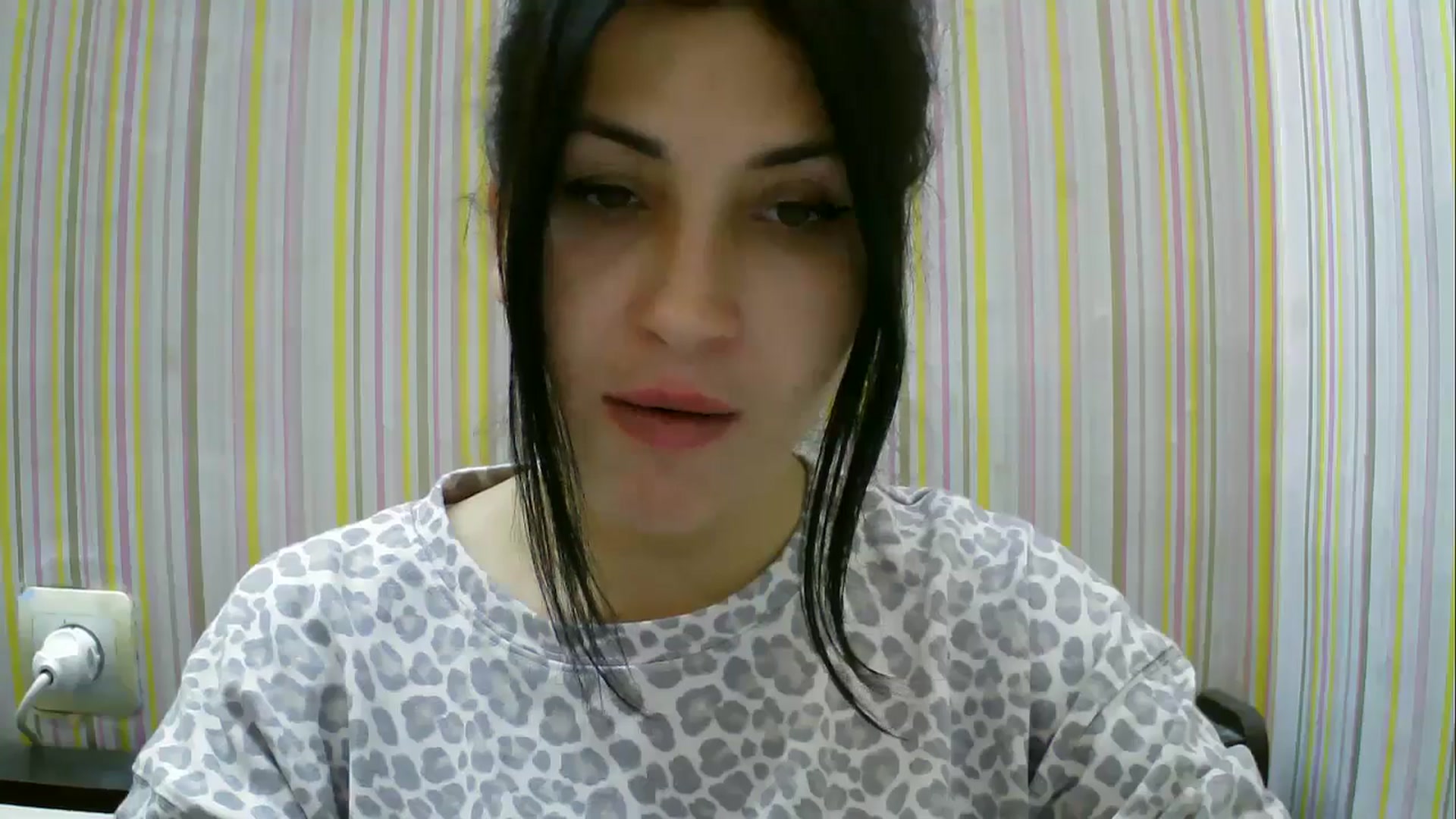 Gallery image thumbnail from SunShine90's myfreecams stream on, 11/16/2025, 17:25 image 14 of 20