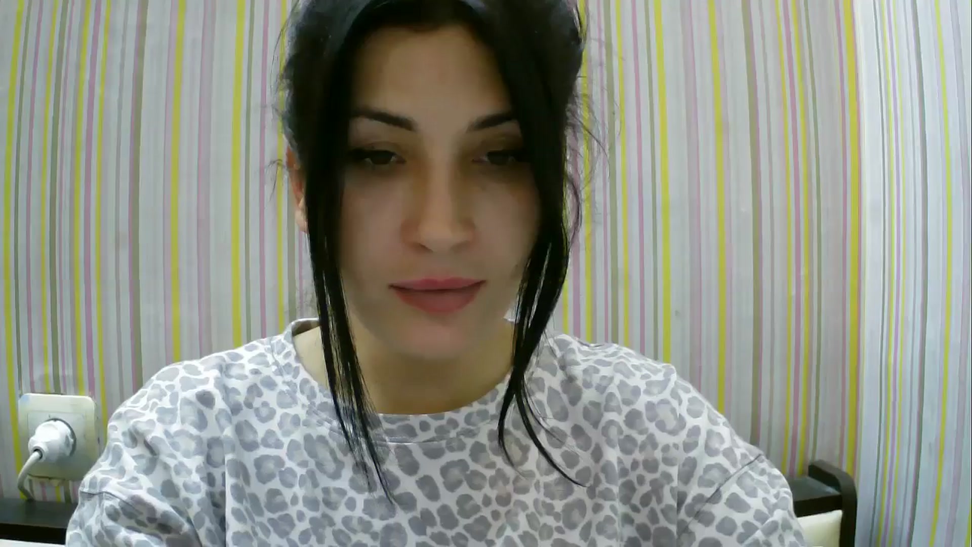 Gallery image thumbnail from SunShine90's myfreecams stream on, 11/16/2025, 17:25 image 11 of 20